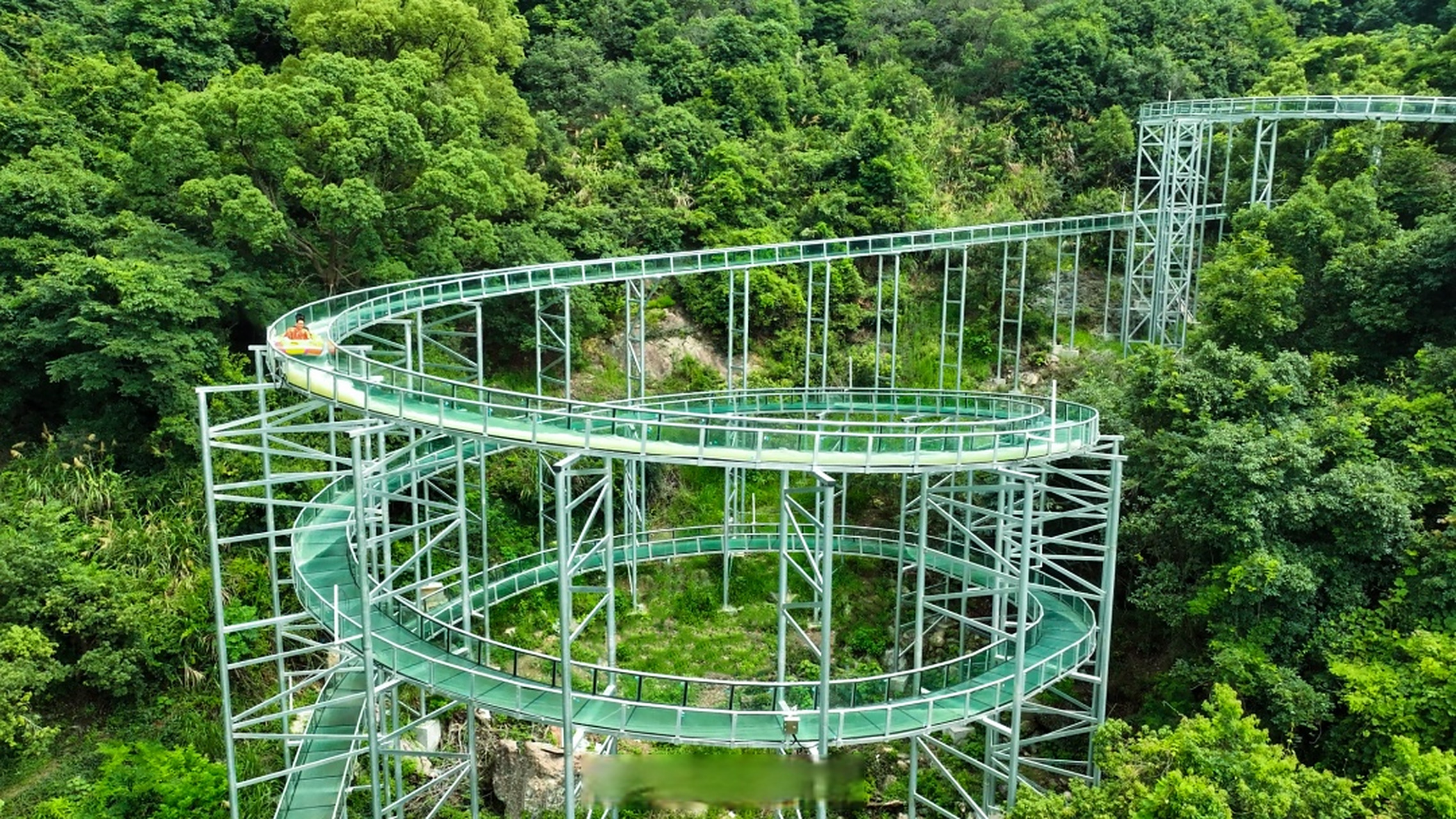 【象山千米高空玻璃水滑正式上线!