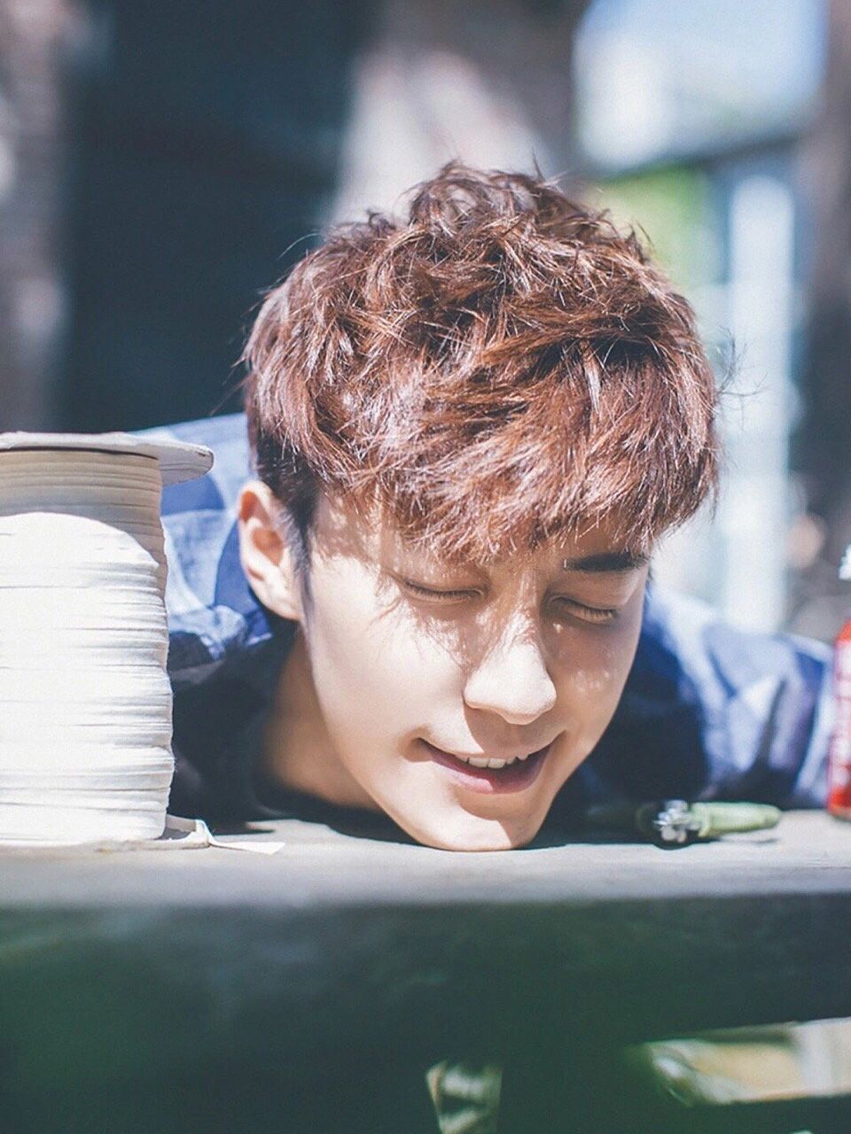 乔任梁单眼皮 单眼皮 高挺的鼻子 笑起来很好看的样子 	 如果他还在