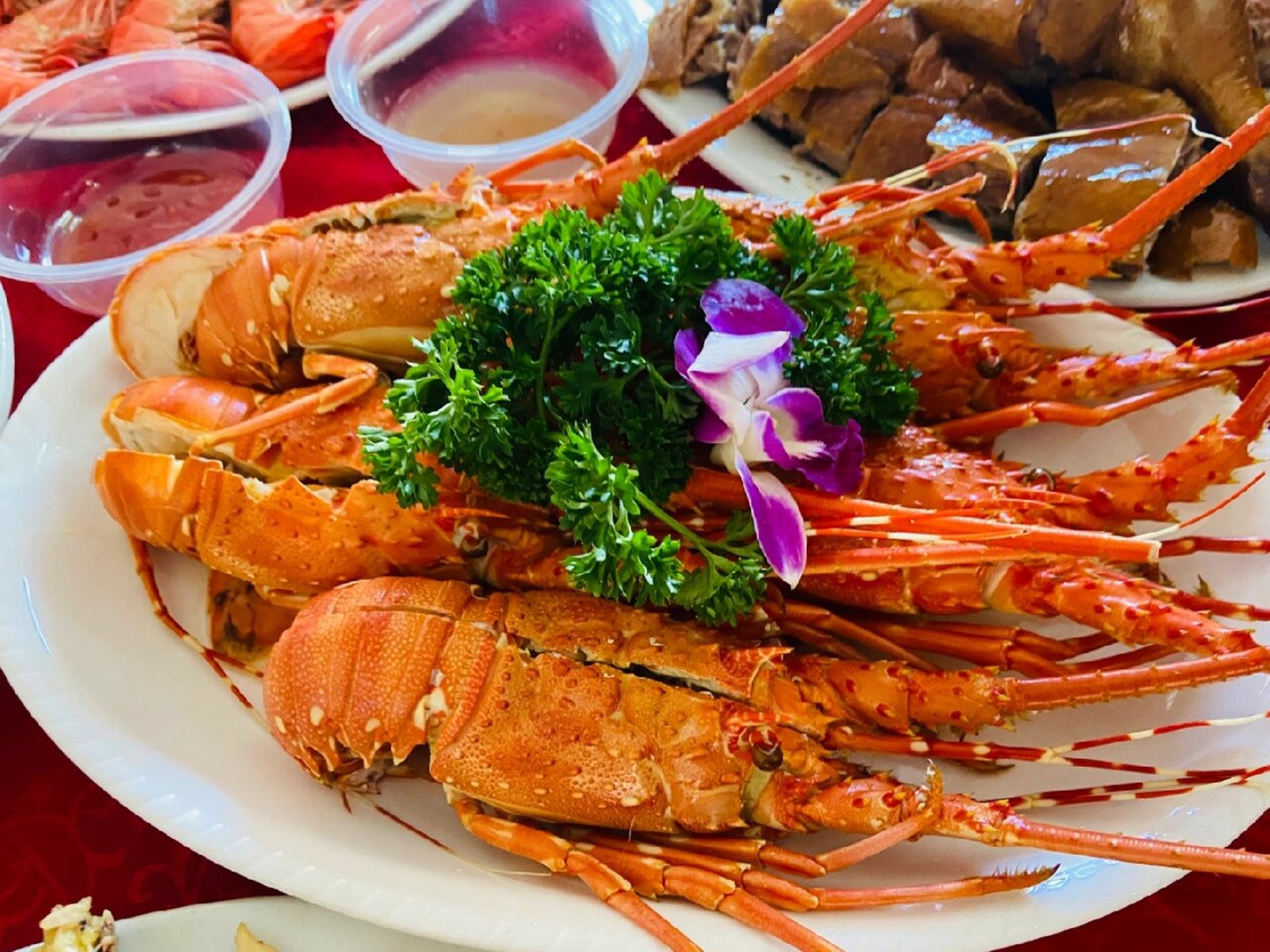 一方水土养育一方人,茂名电白的海鲜是每个人都爱不释手的美味!