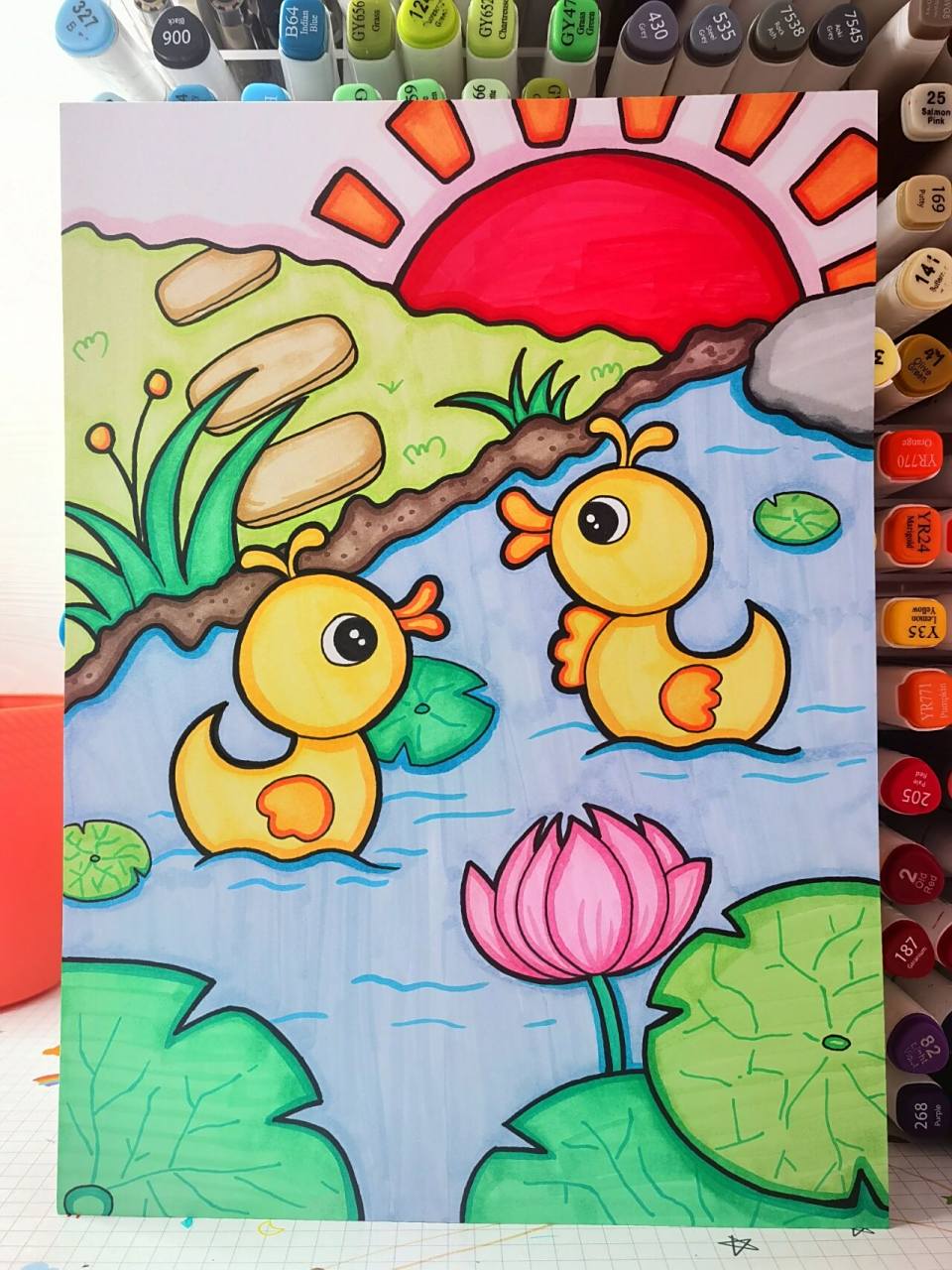 小鸭子游泳春天儿童画场景画简笔画