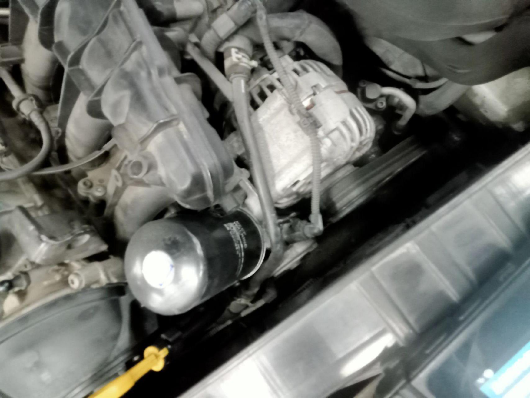 奥迪q5仪表机油压力过低.