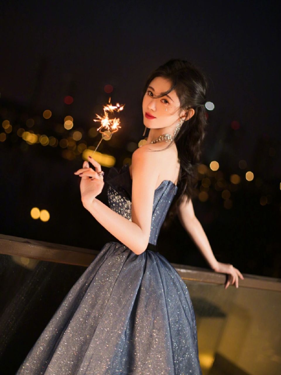 鞠婧祎绝美图片来了