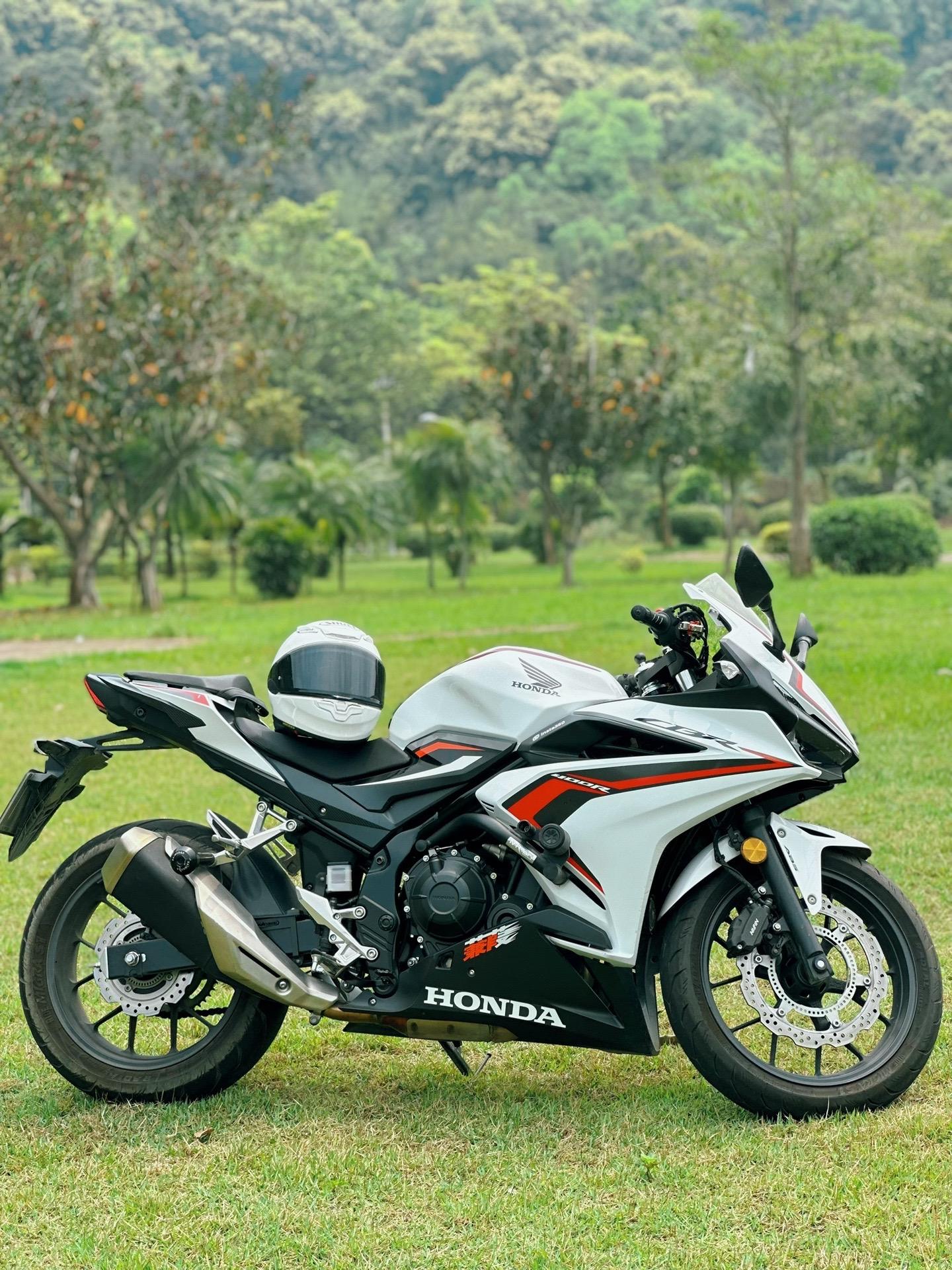 本田cbr400r骑行体验:中规中矩,比较肉,194kg好重哇好重!