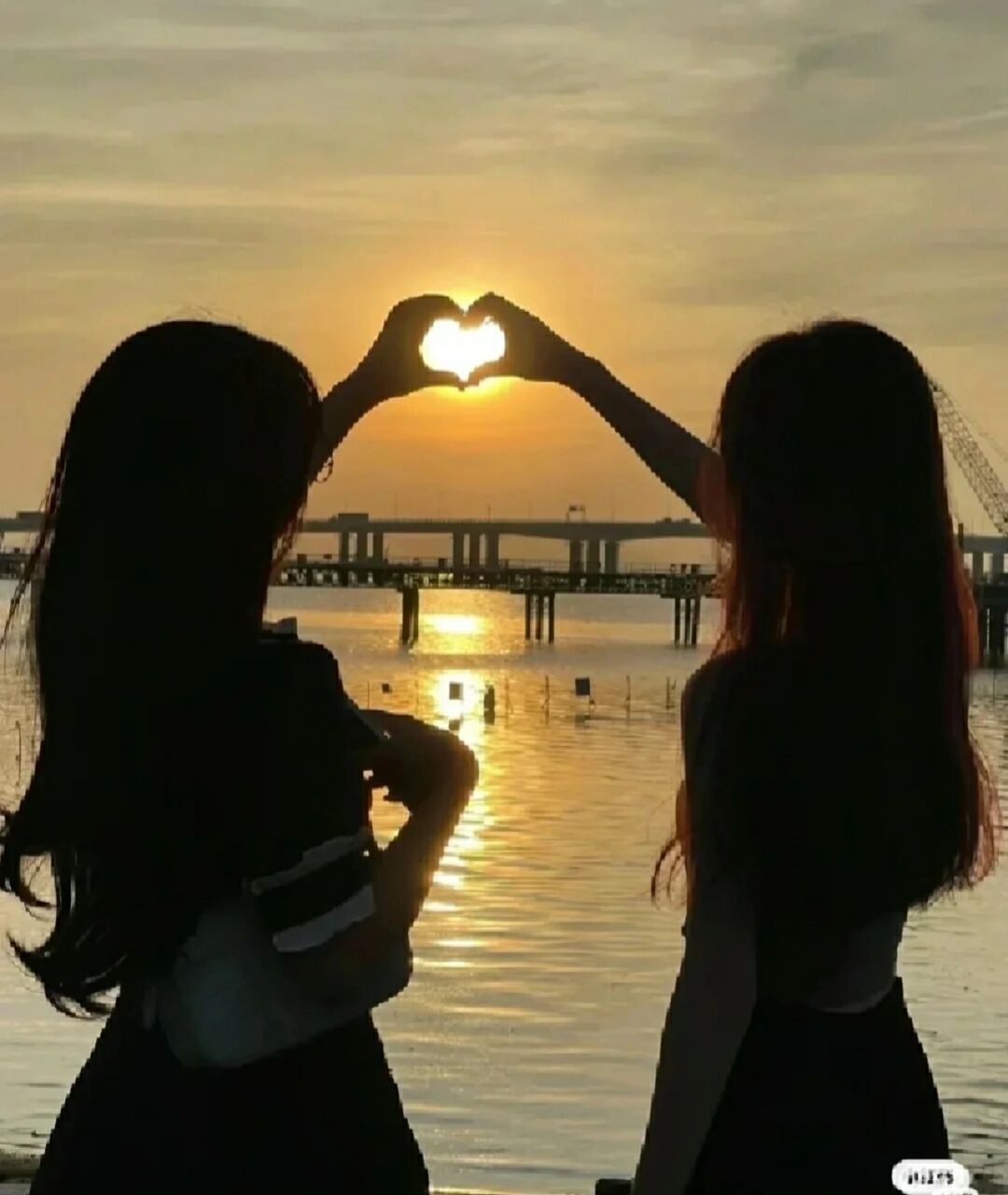 夕阳闺蜜头像 集美们每张都很好看 来看看吧么么哒!