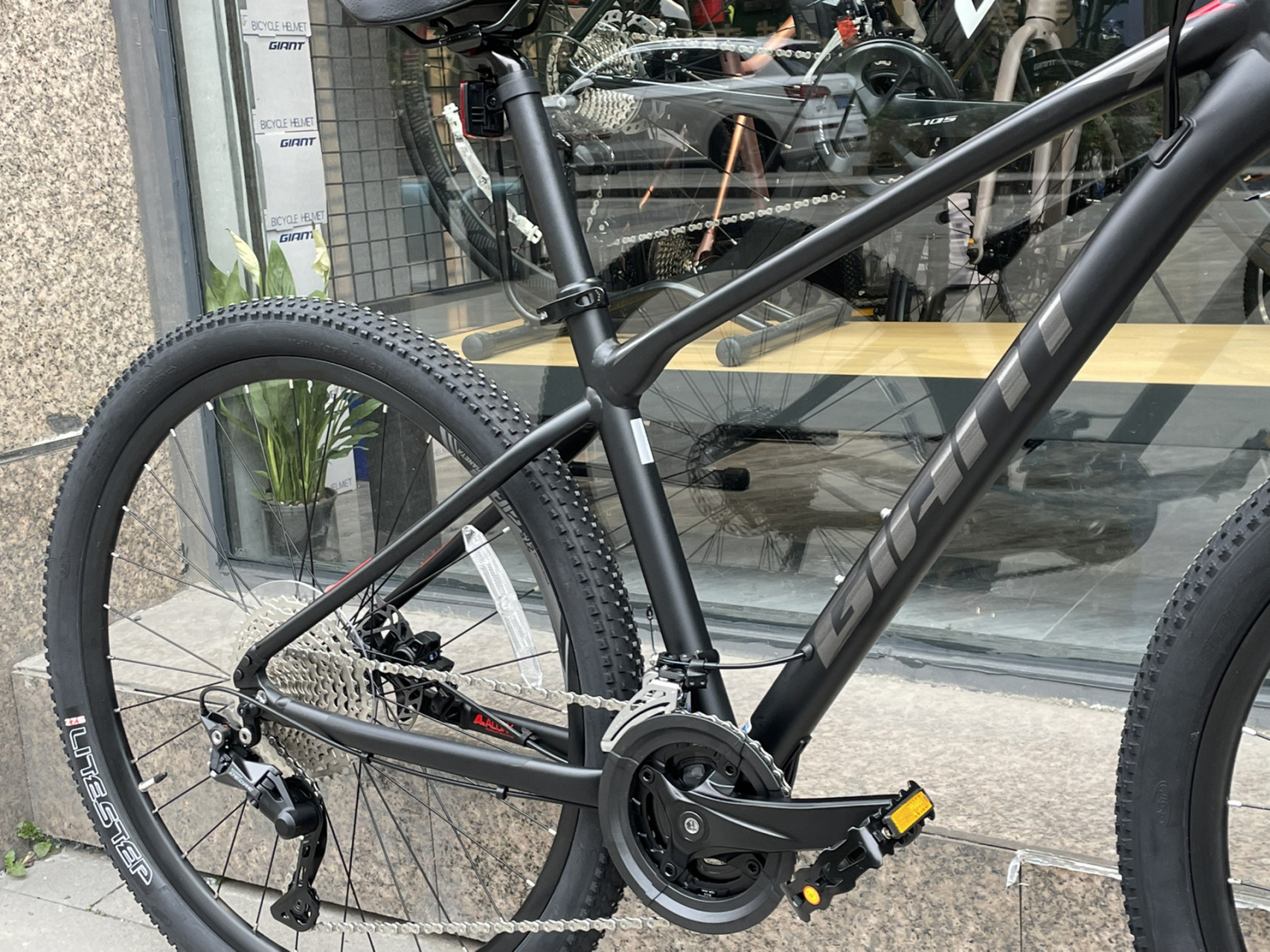 等待已久半年未见真面目的giant atx 860 捷安特3000以内最具代表性的