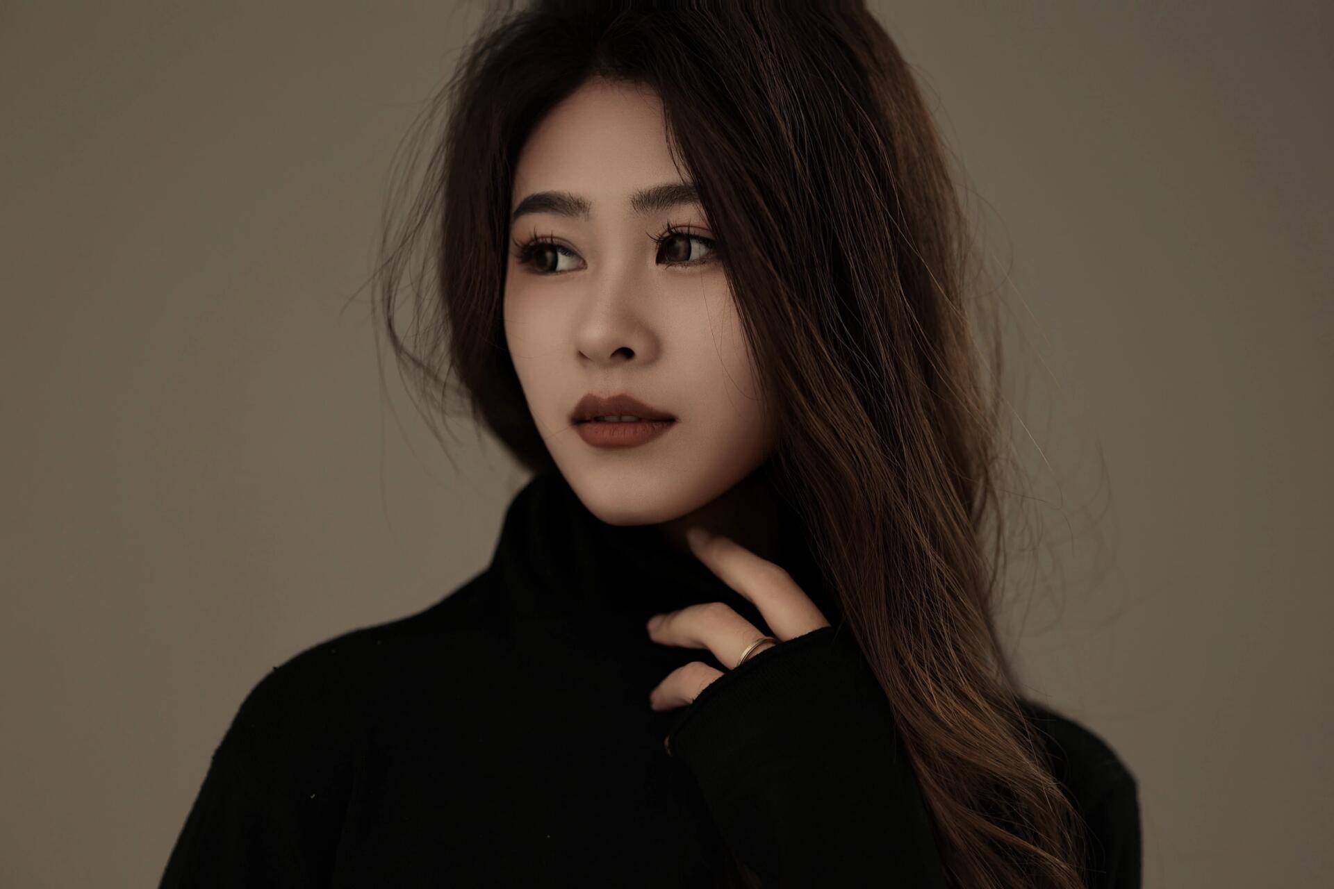 秦皇岛写真|女生一定要拍一组高级感肖像照 用最简单直接的方式 来