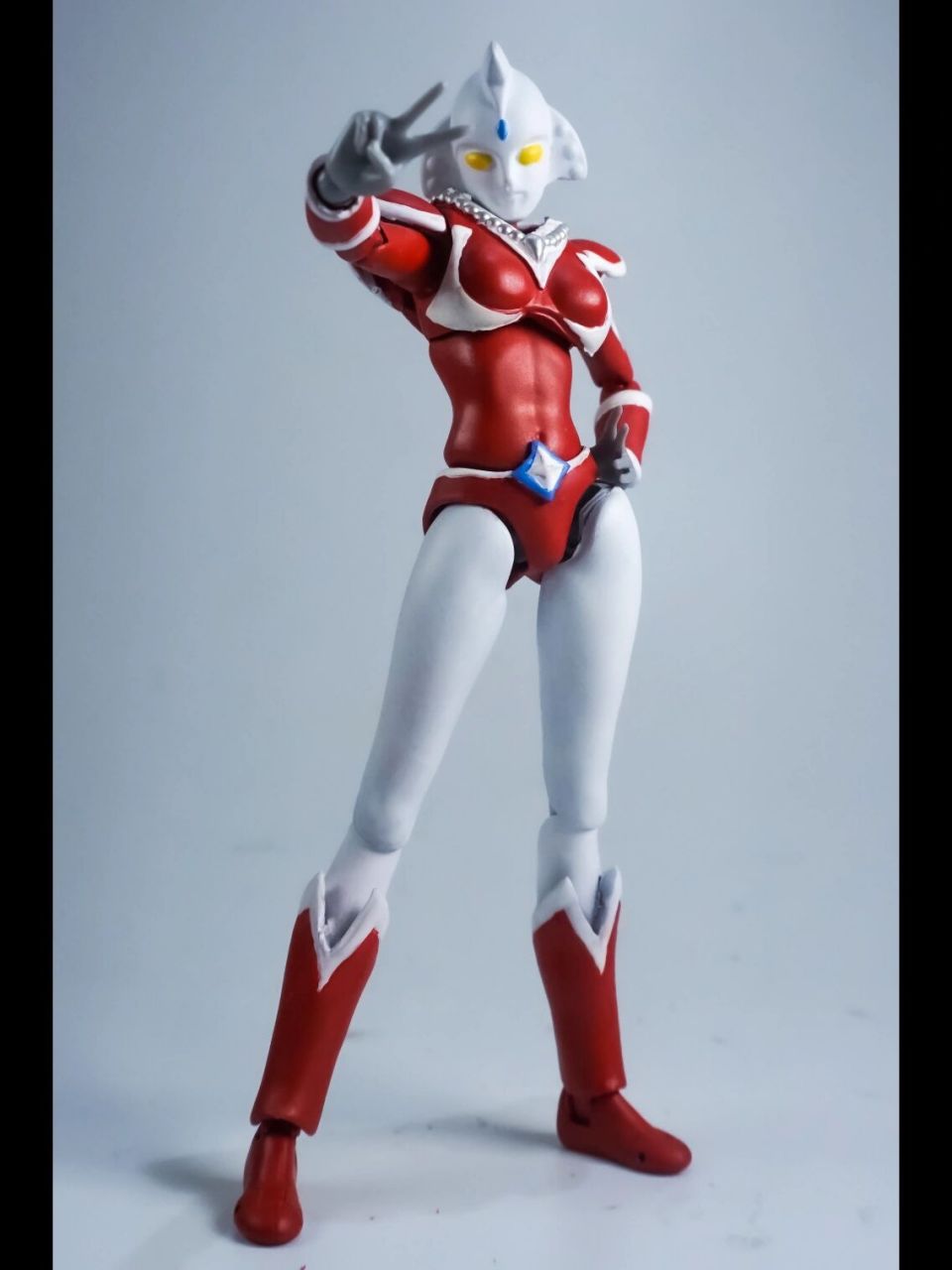 软胶自改贝斯奥特曼 一定要翻到第九张