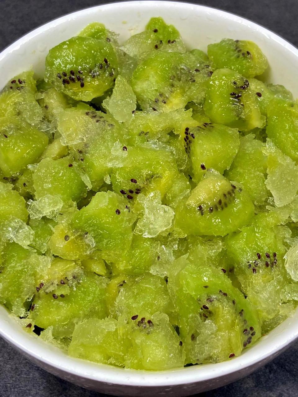 猕猴桃雪碧冰!都去做,是真的好好吃!