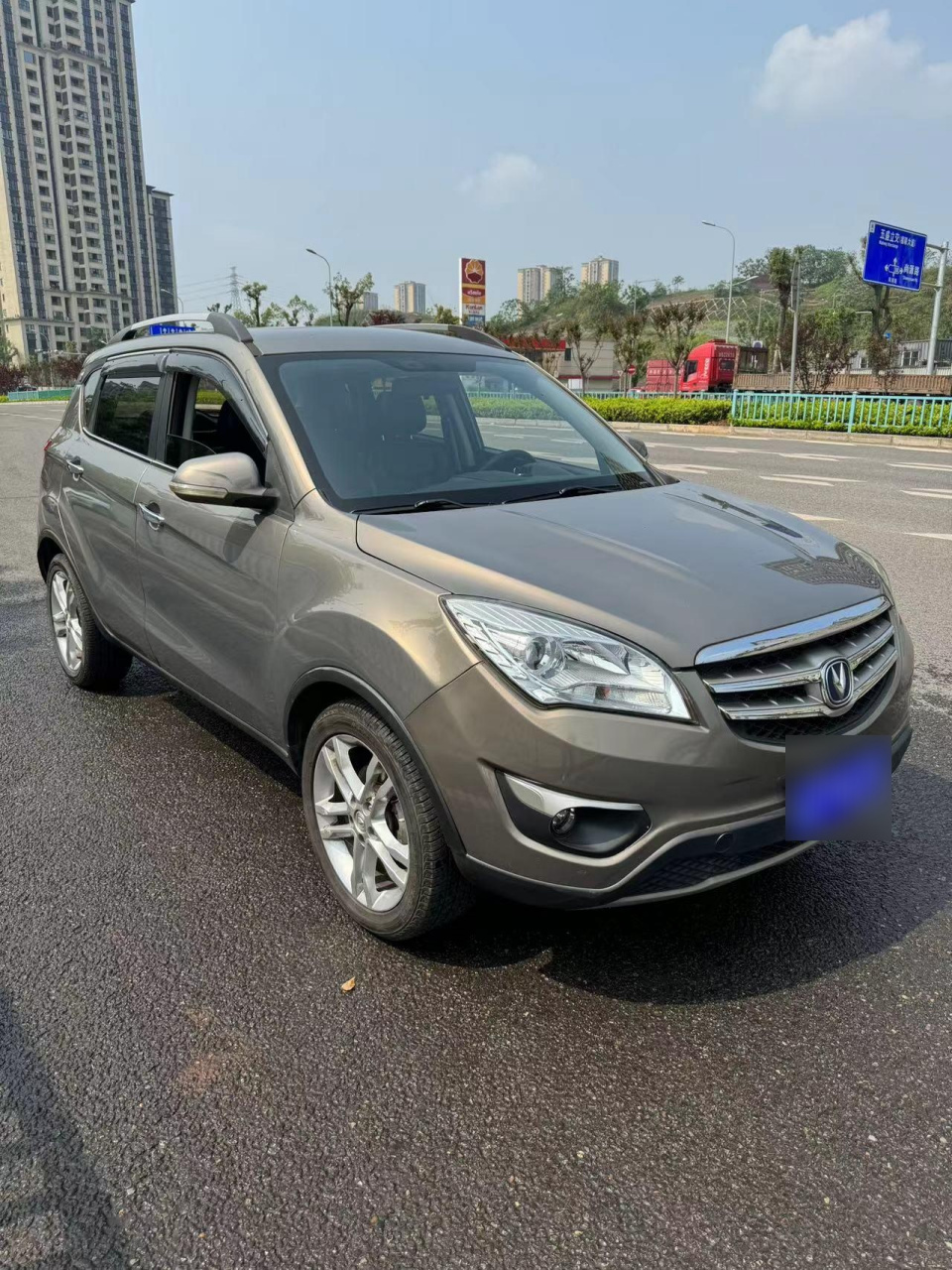 最新到店一台14年14款长安cs35手动,1.6排量,安全行驶9万公里.