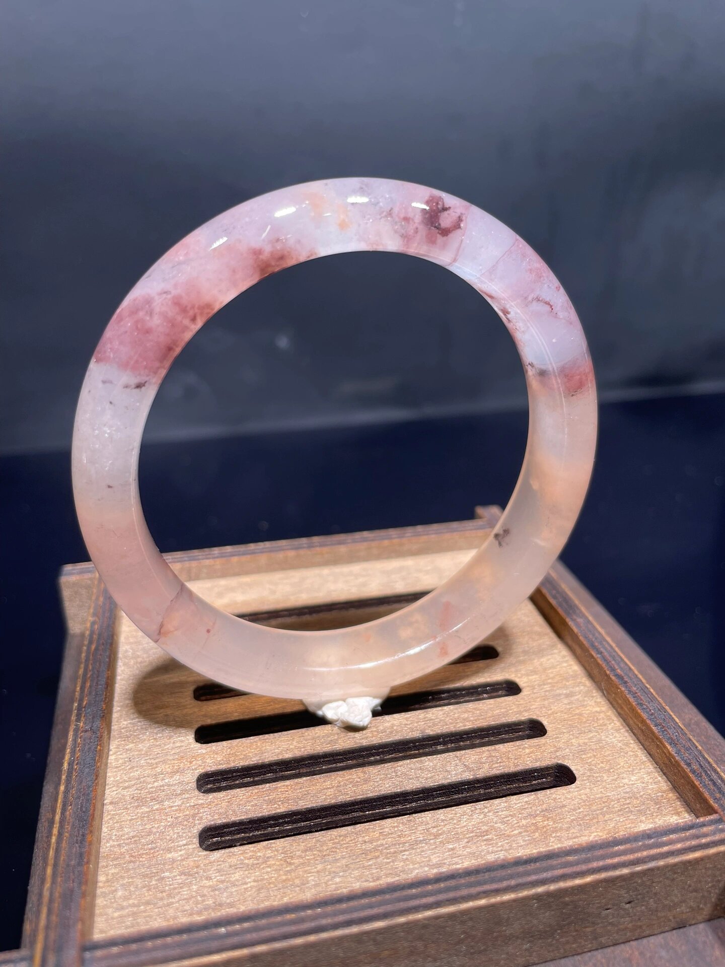 桂林鸡血玉贵妃料手镯