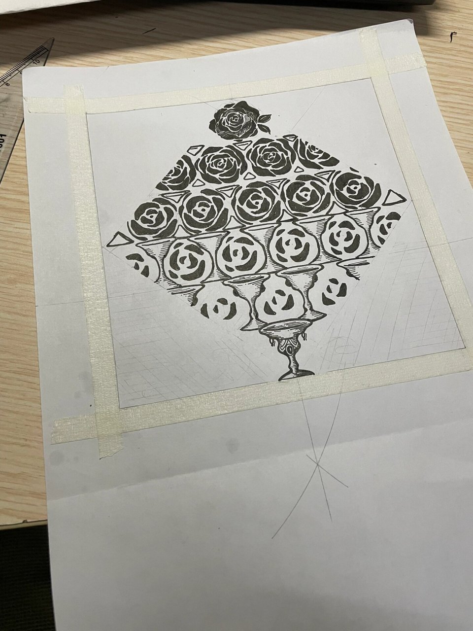 建筑生大二丨平面构成-埃舍尔正负形 平面构成作业玫瑰花和圣杯 拙劣