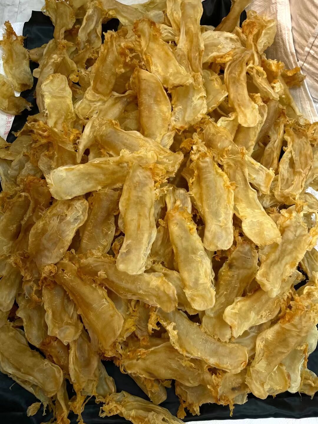 ",备孕的准爸爸值得拥有 横直胶:产量少,来源于石首鱼科的多须石首鱼