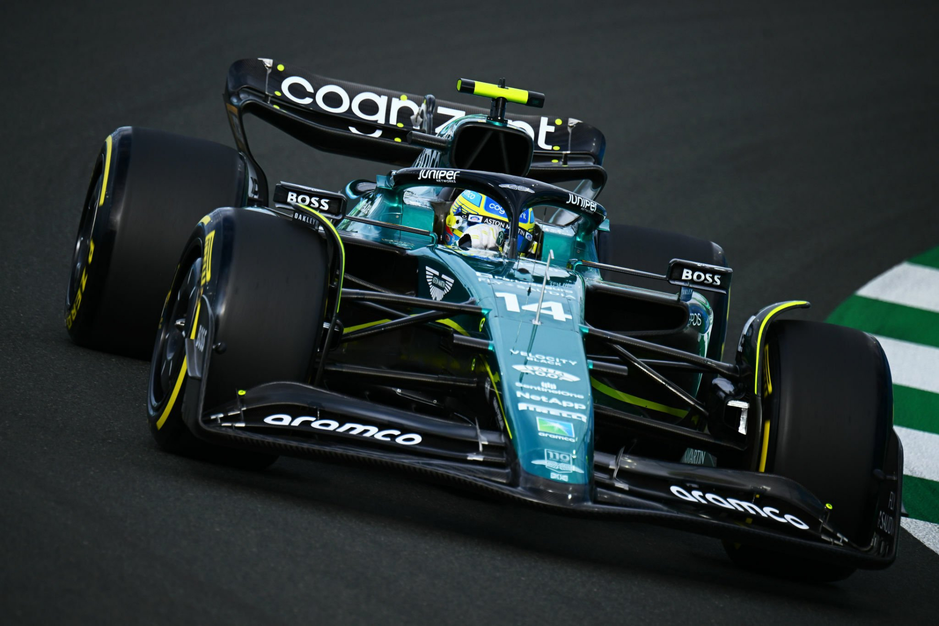 【#f1# 】据西班牙媒体soymotor报道,阿斯顿·马丁车队2024款f1赛车
