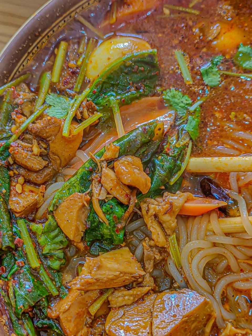 92店铺名称:董肉肉临汾特色鸡肉米线 99位置:小店区清枫华景东北