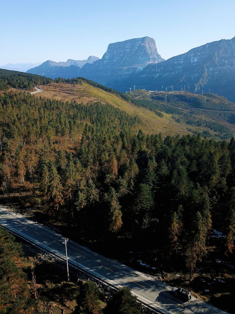 大瓦山湿地公园-金口河大峡谷-白熊沟 大瓦山位于四川省乐山市大渡河