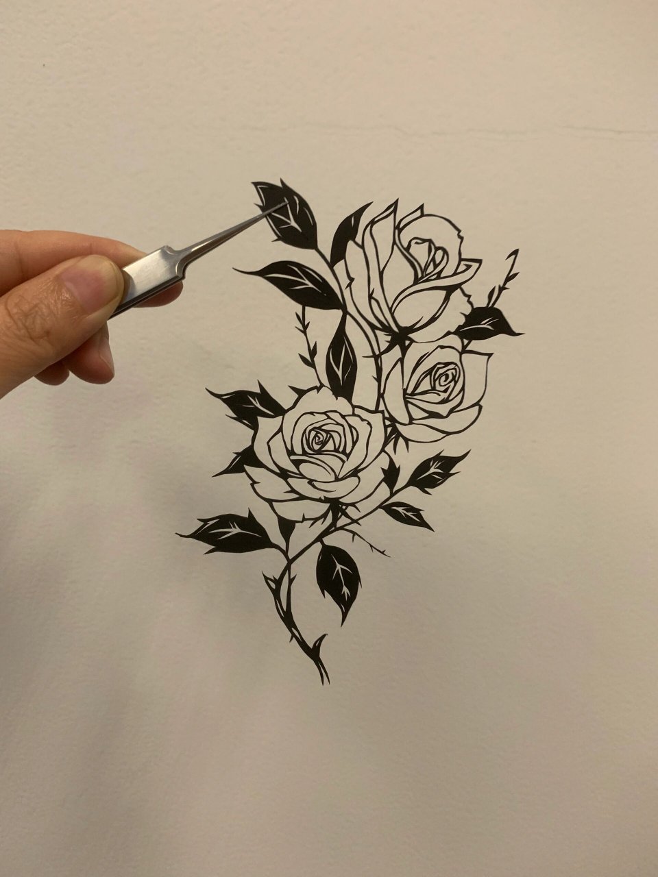 刻纸-玫瑰 底稿来自 little feather刻纸 ,刀工不行,尽力了!