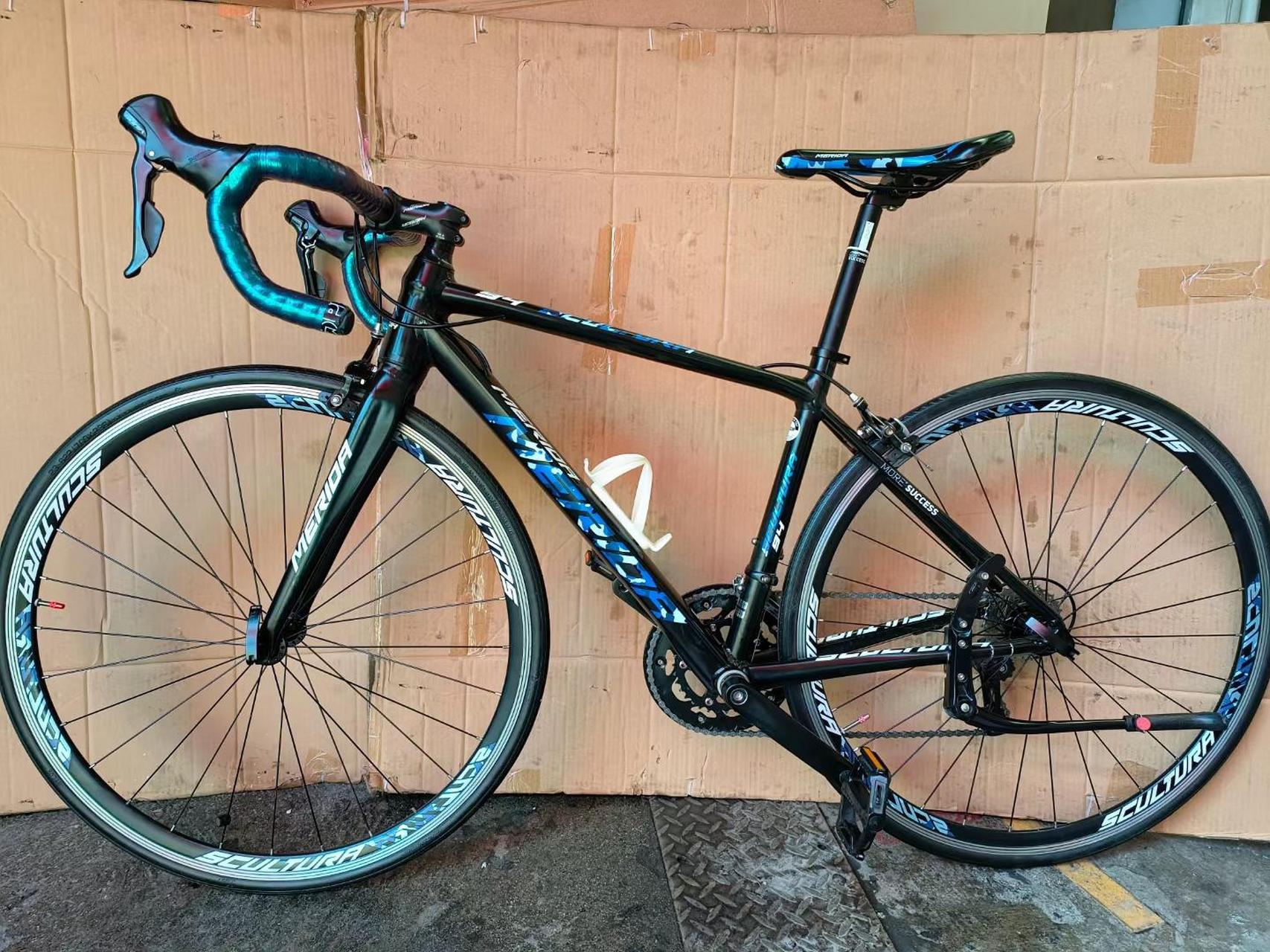 美利达斯特拉94,前后v刹,18速,车架44cm,轮组700c,成色很新