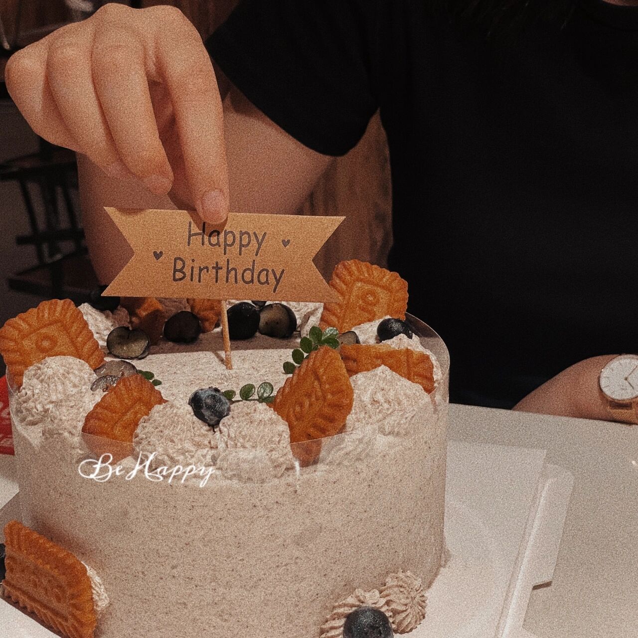生日不露脸拍照! 快去找你的姐妹,不露脸轻松又氛围感爆满!