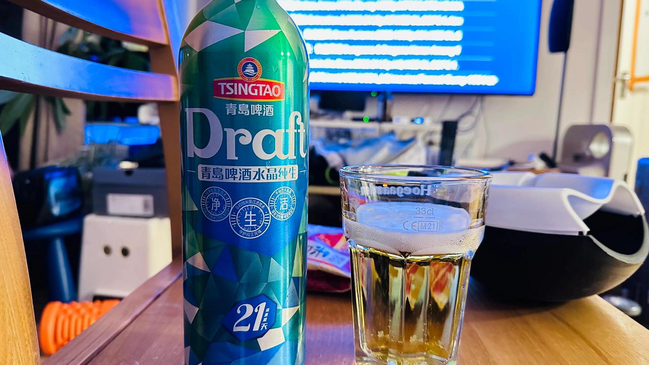 有点好喝的青岛啤酒水晶纯生 机场买的75一瓶1升,买的时候没看电商