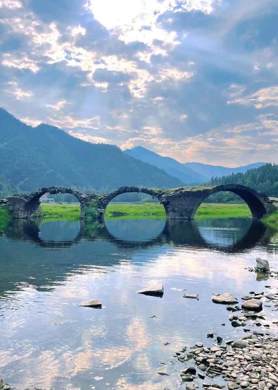 婺源小众自驾路线|上坦村/三眼桥 99上坦村 村庄是《我不是潘金莲》