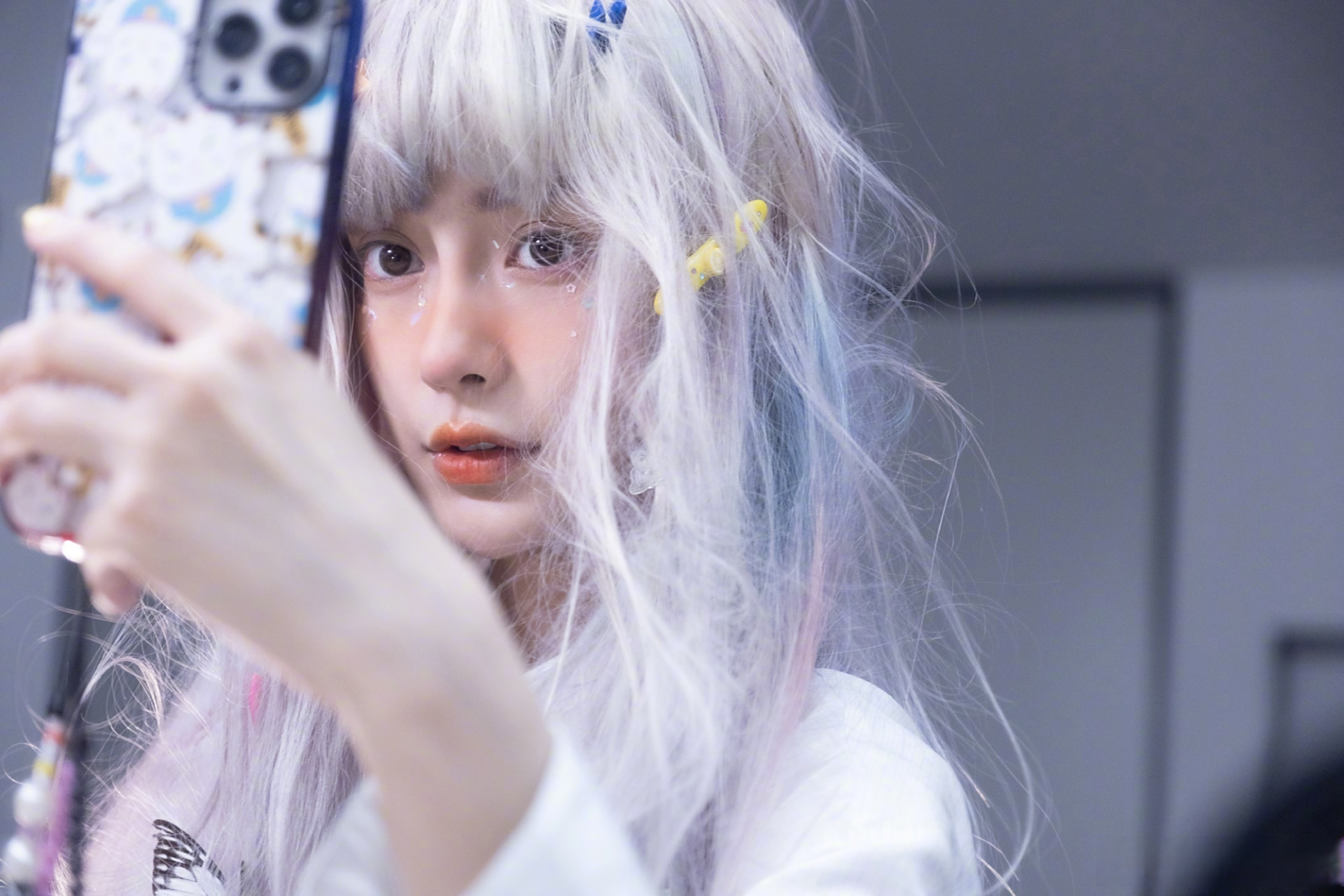 angelababy的绝美怼脸拍分享给首页的大家!