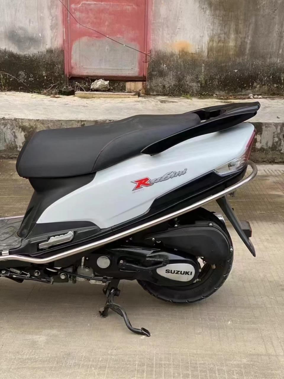 电喷-铃木红宝125cc 整车原版