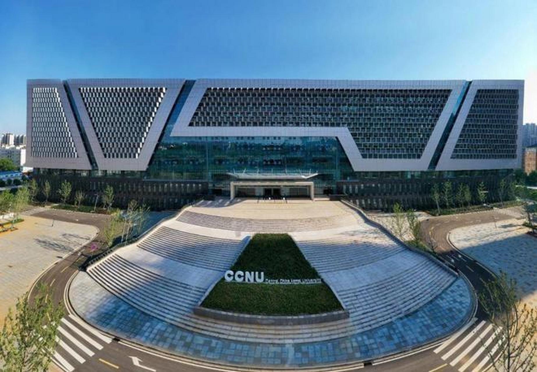 华中师范大学位于武汉市洪山区珞喻路152号,武汉地铁2号线广埠屯站,始