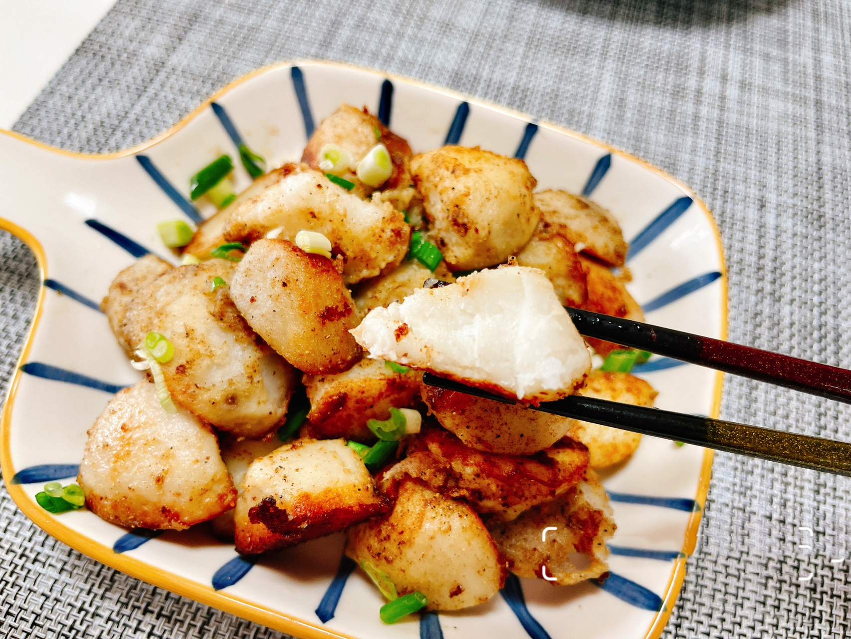 椒盐芋艿9215外皮椒盐香内馅甜糯7515一口爱上 芋艿也是芋头