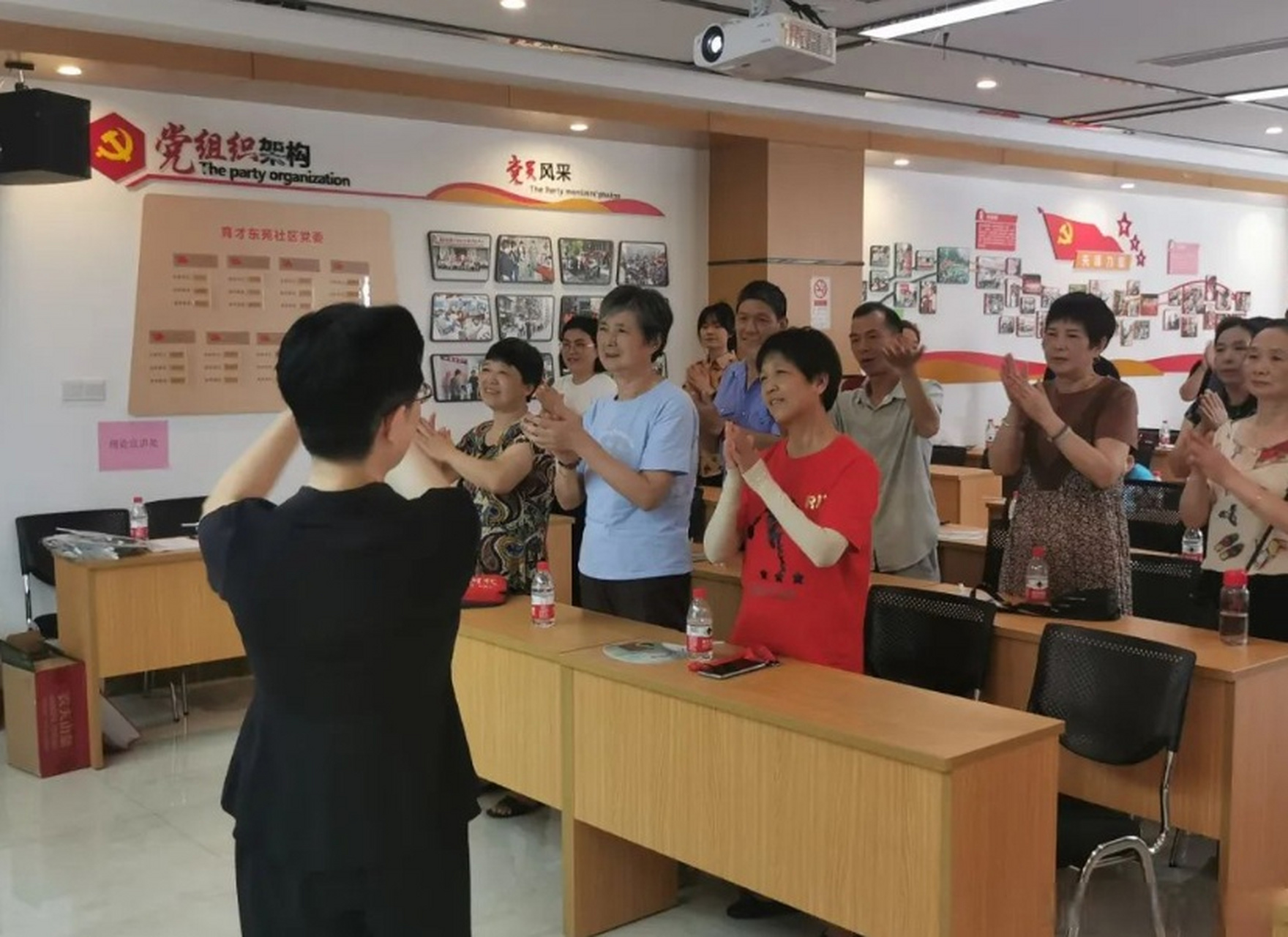 【幸福e家 | 青少年阳光成长系列行动 以乐育心 ,用音乐点亮孩子的心