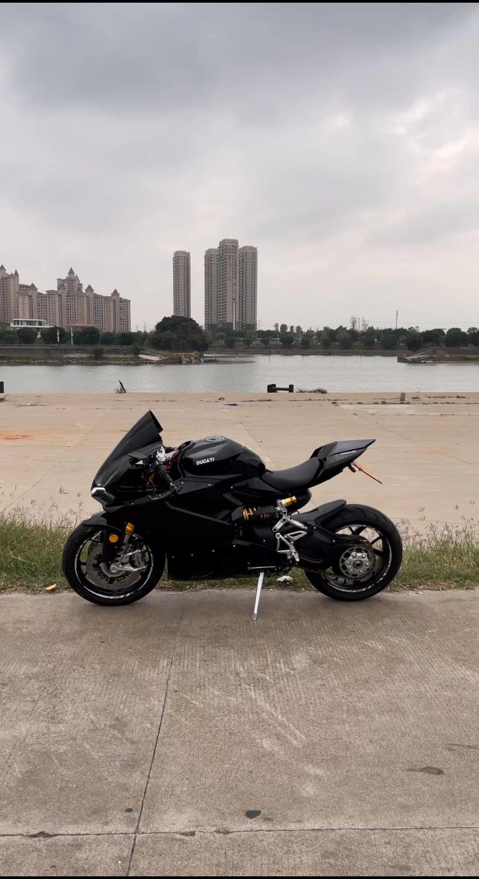 摩枭500rr最新改装图片.