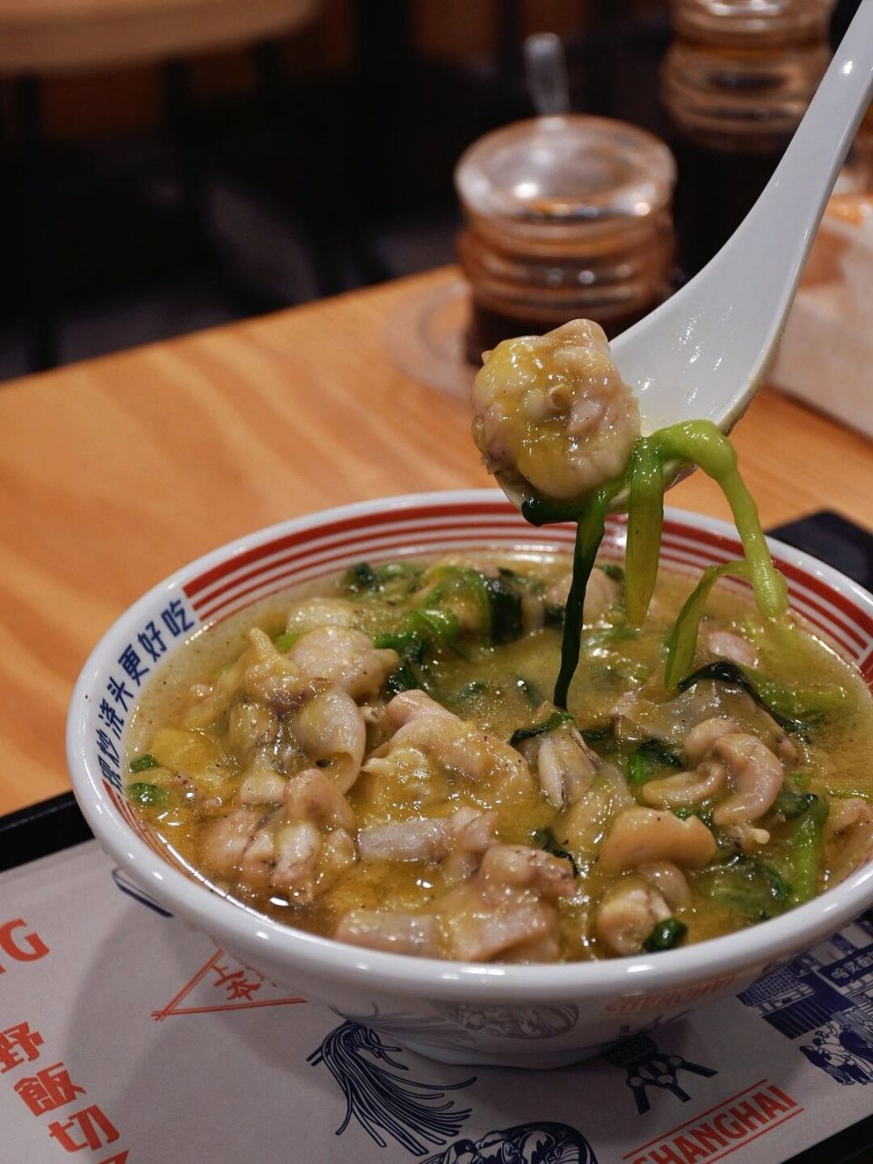 从19年吃到22年的馆子 📌哈灵牛蛙面馆 / 一碗面(饭)两只蛙,绝对满