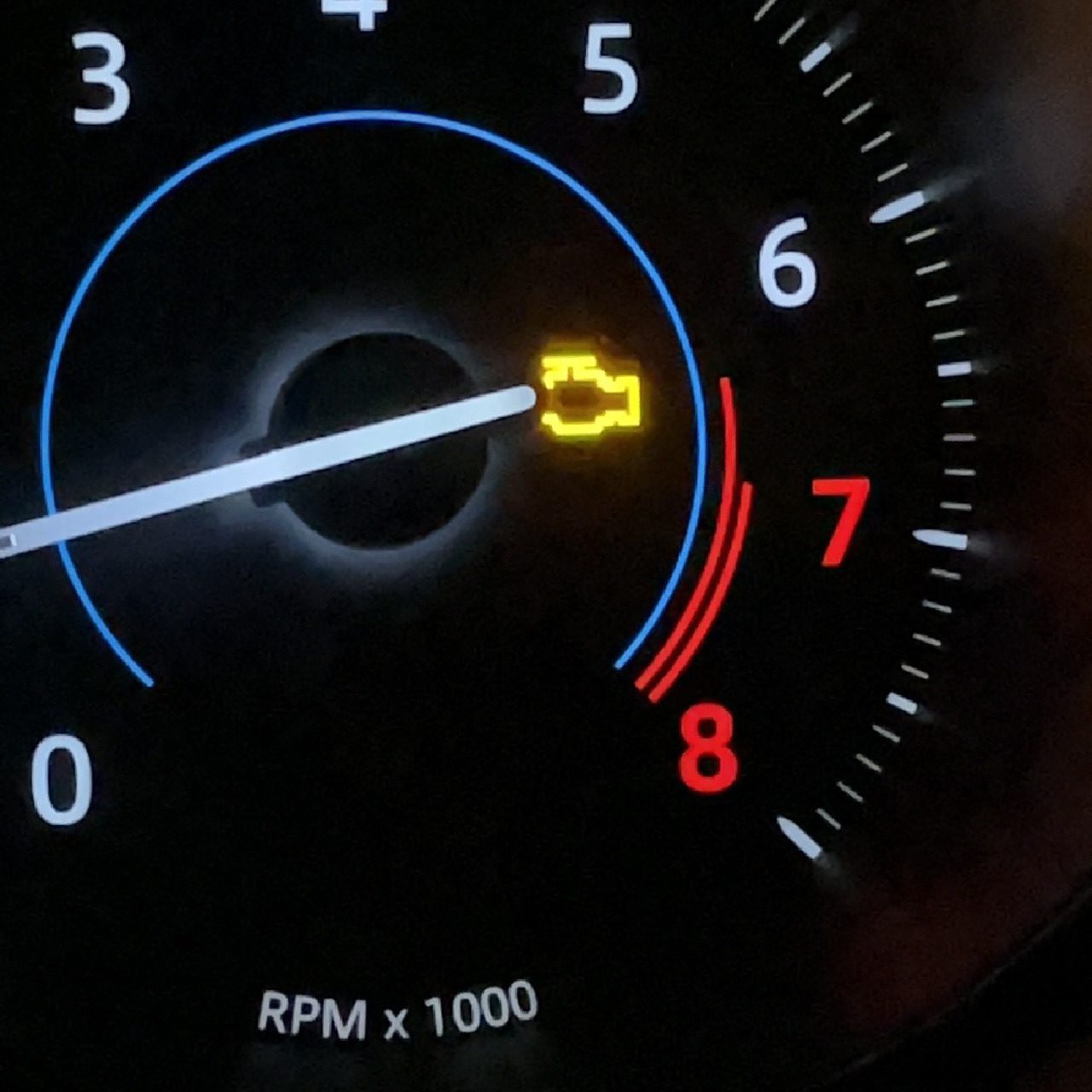 发动机故障灯亮?