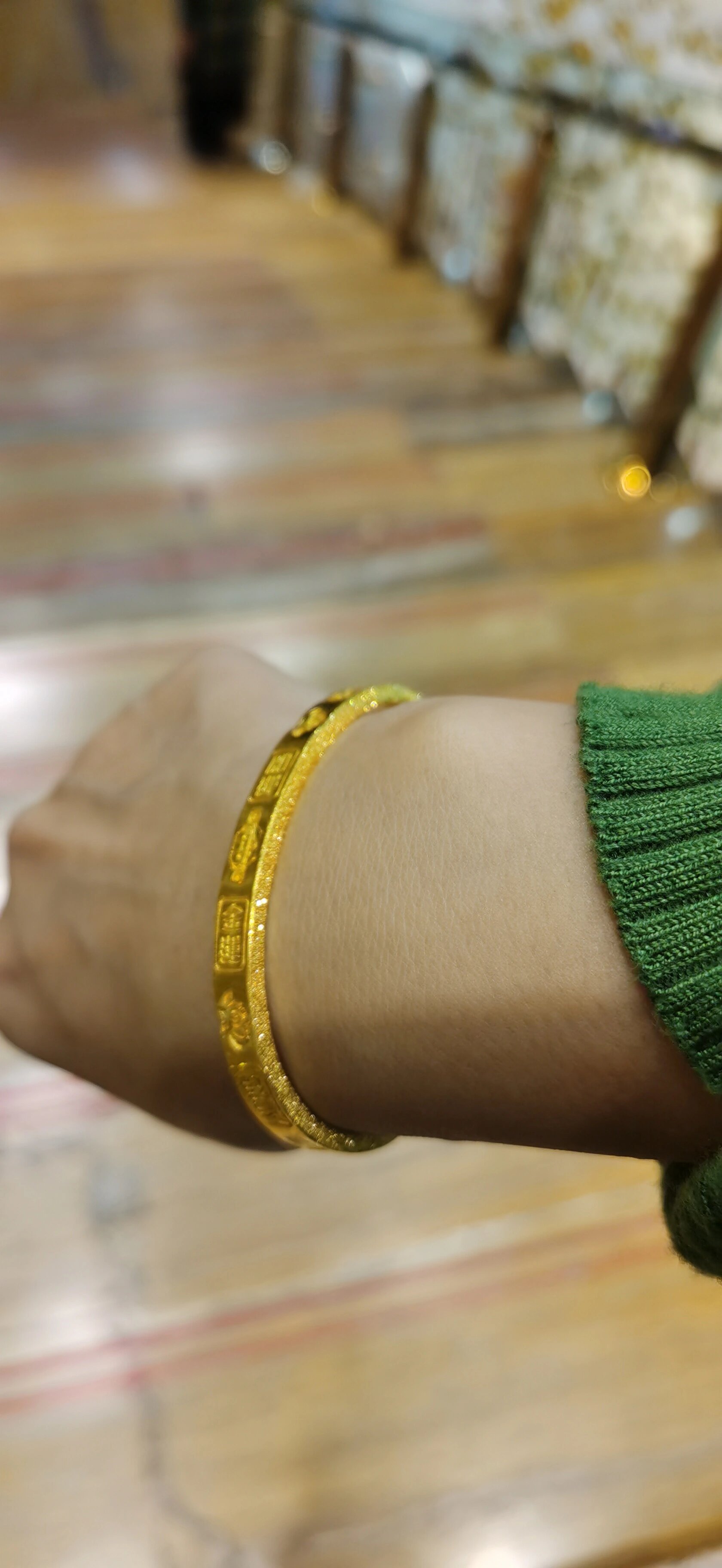 沈阳中街荟华楼打金 ✨一直心心念念的想把手里的小金条打成金手镯