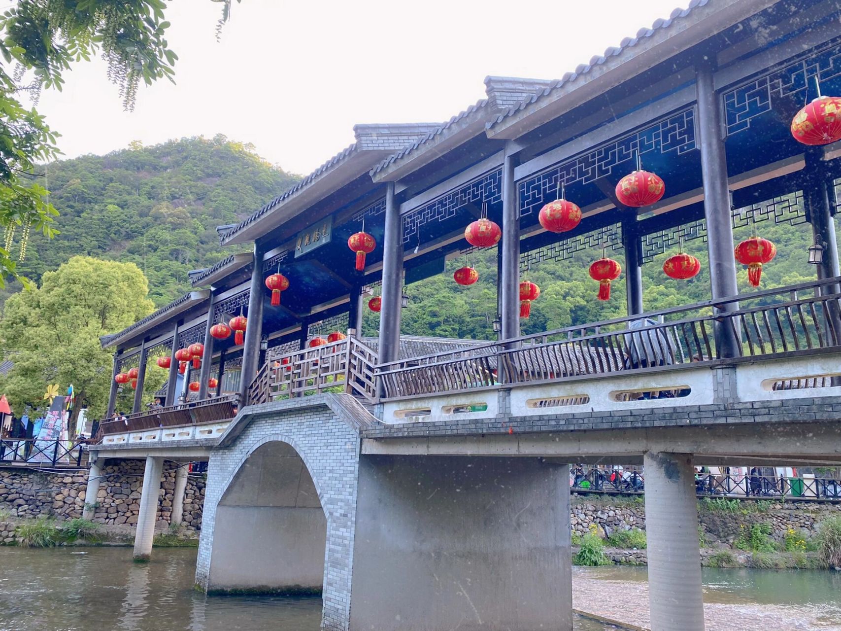 台州三门潘家小镇旅游景区 99位于浙江台州三门县横渡镇岩下潘村 是