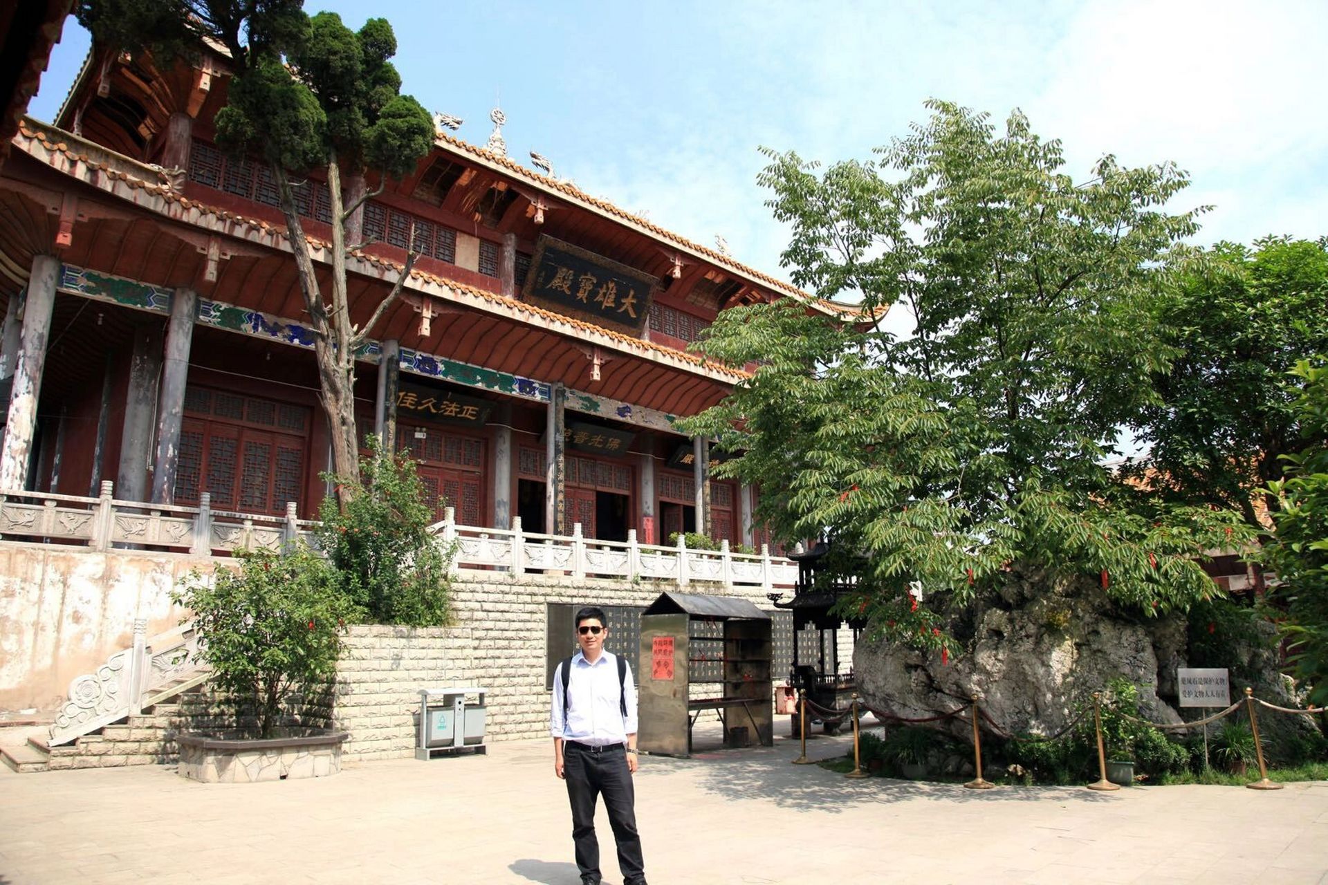 贵州贵阳 清镇 巢凤寺(千座寺庙162) 巢凤寺坐落在贵州清镇市城区,始