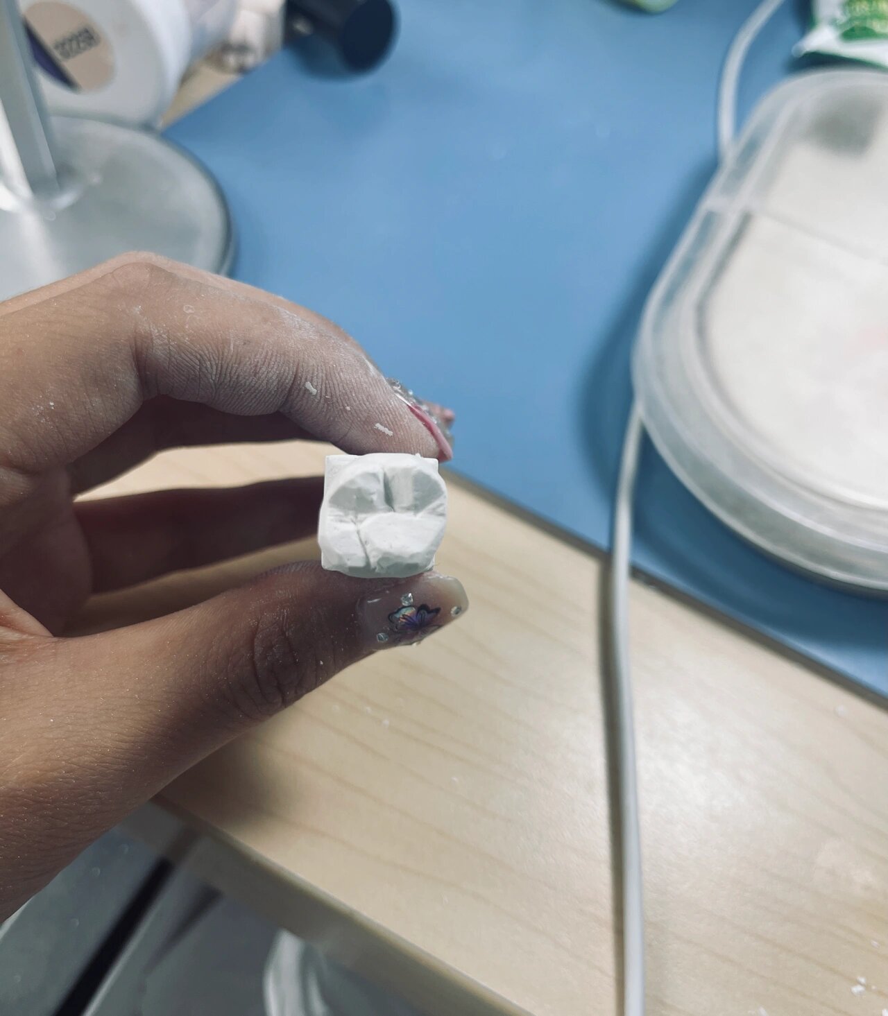 口腔技师必备技能2--雕牙-上颌第一磨牙 感谢大家的喜欢,所以决定把雕