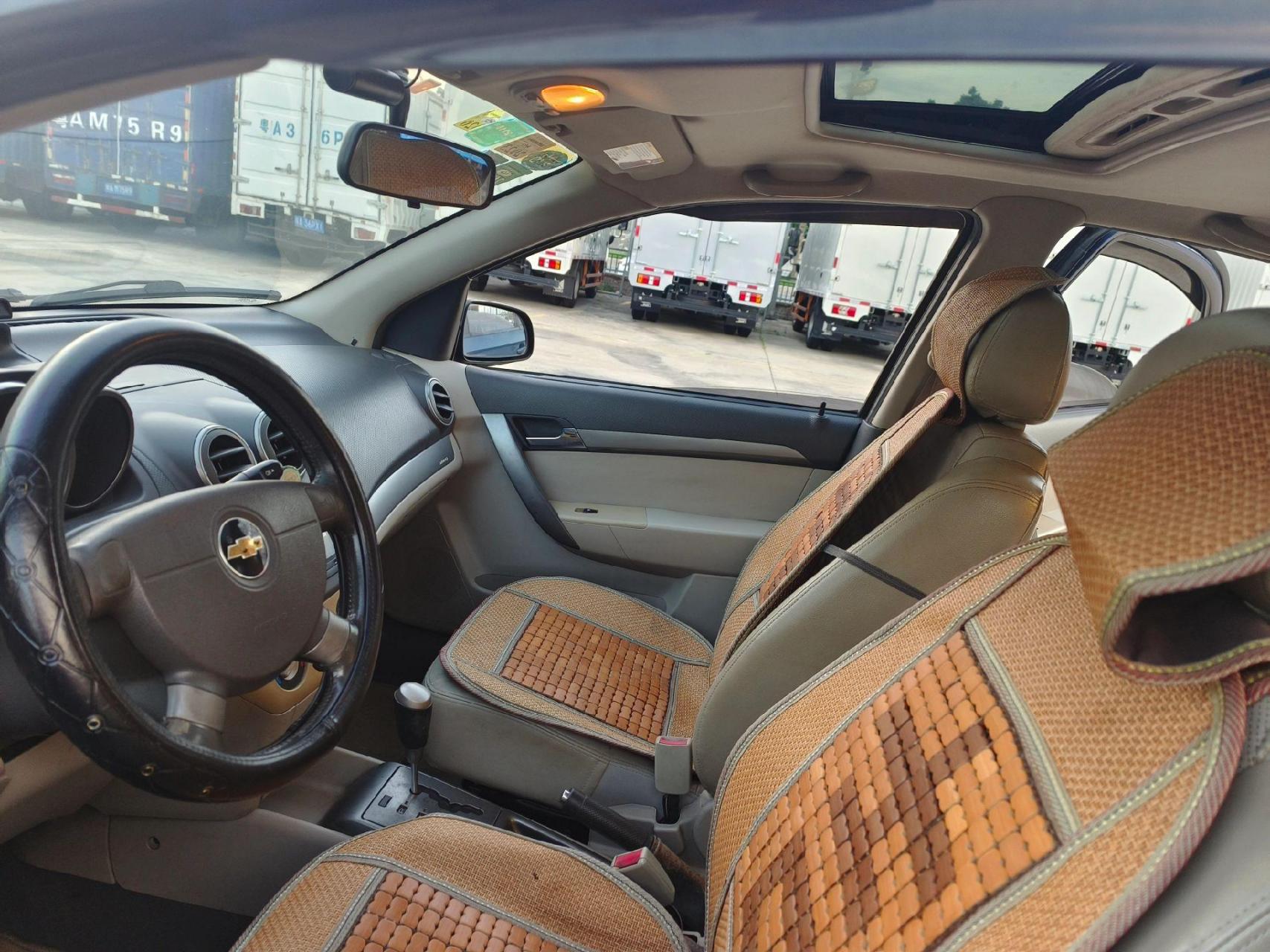 09雪佛兰乐风一手自动天窗9800特价.09年雪佛兰乐风,1.