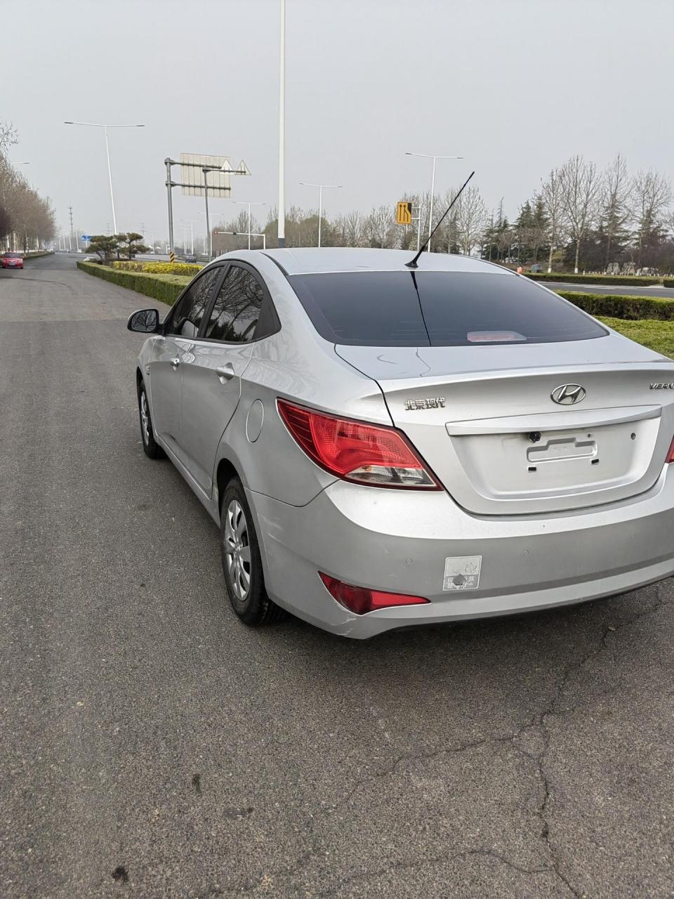 现代瑞纳.2014年现代瑞纳手动好开省油保值.