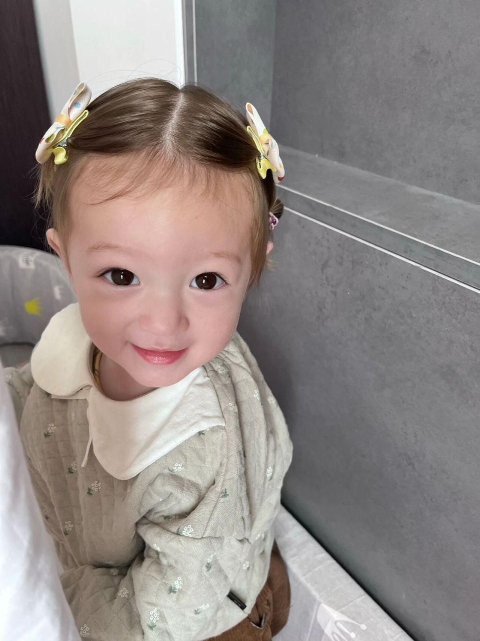 发型展示一波～自来卷蘑菇头妹妹