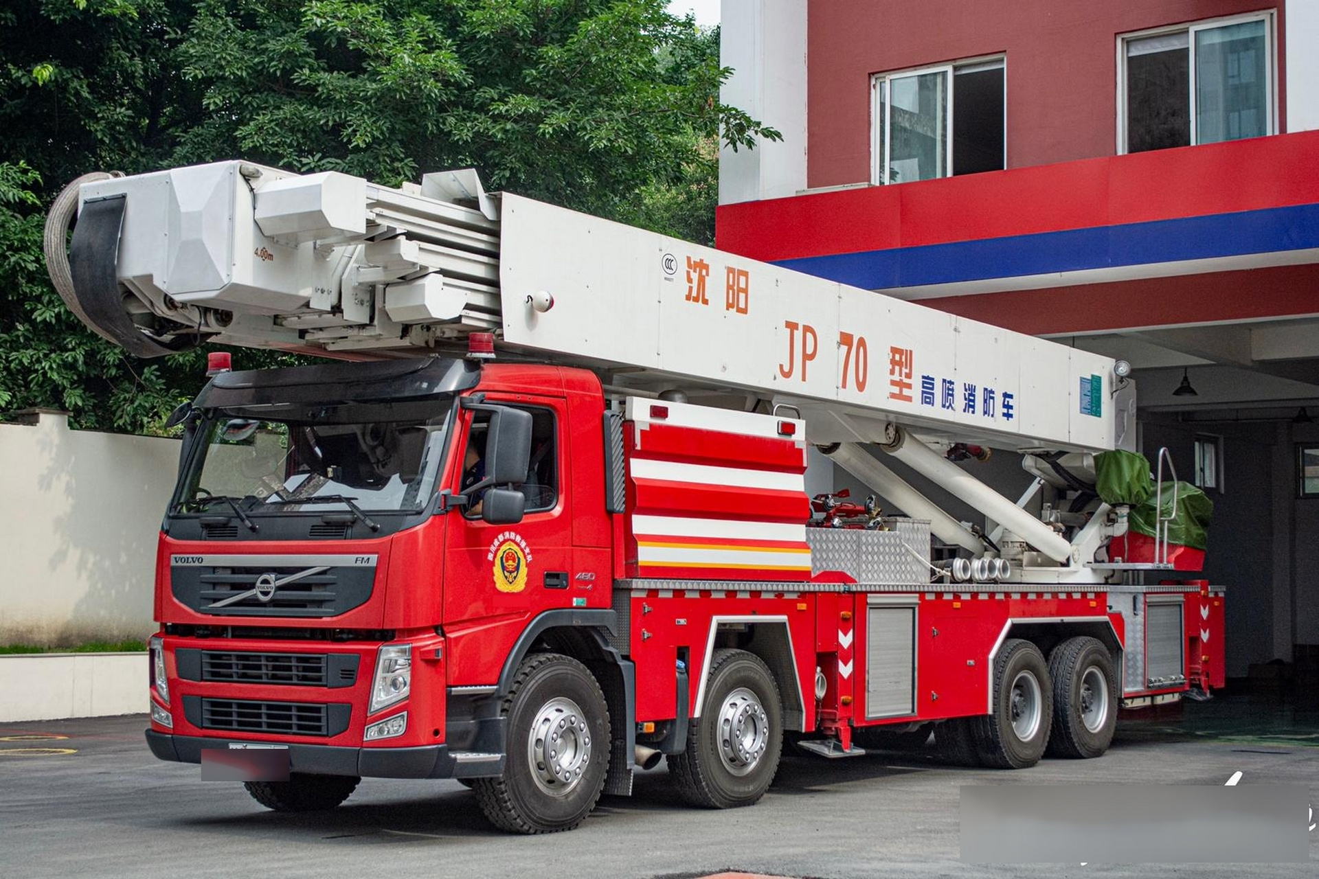 沃尔沃fm底盘 沈阳捷通70米高喷消防车展示
