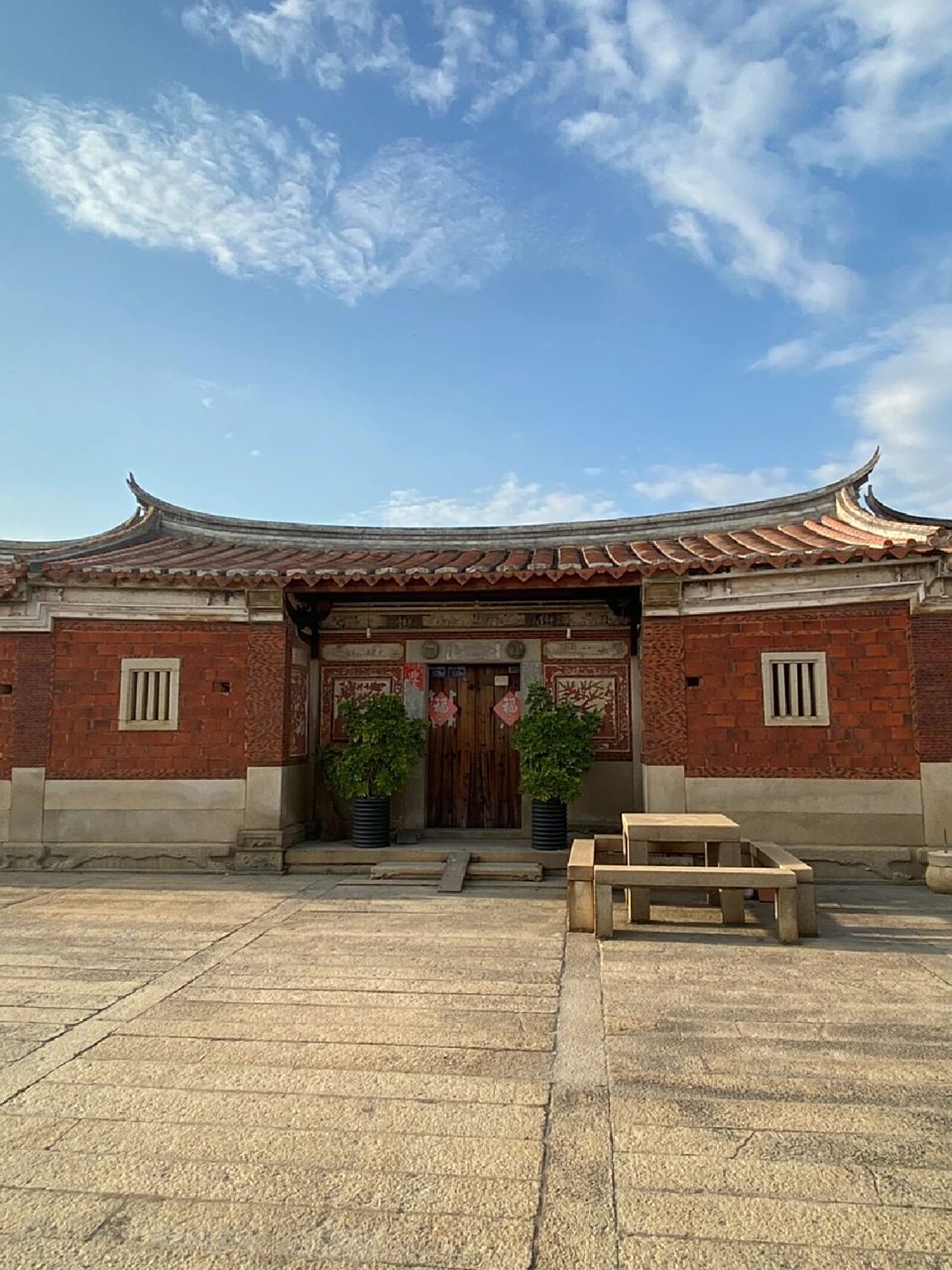 闽南小故宫-蔡式古建筑 2001年蔡氏古民居建筑群作为清代古建筑,被