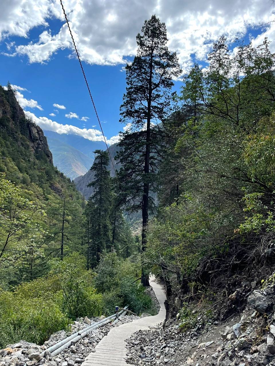 云南德钦雨崩村|尼农峡谷徒步出村901591 7715尼农峡谷