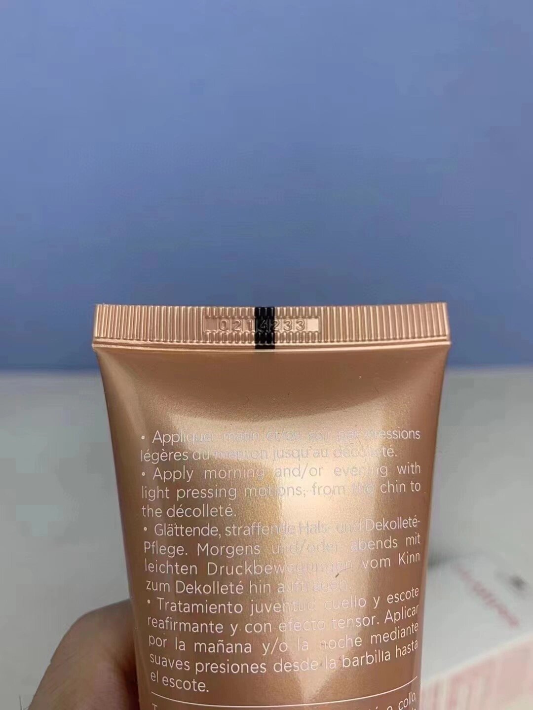 娇韵诗颈霜75ml "改变你一生的颈霜" 回购囤货率超级高!