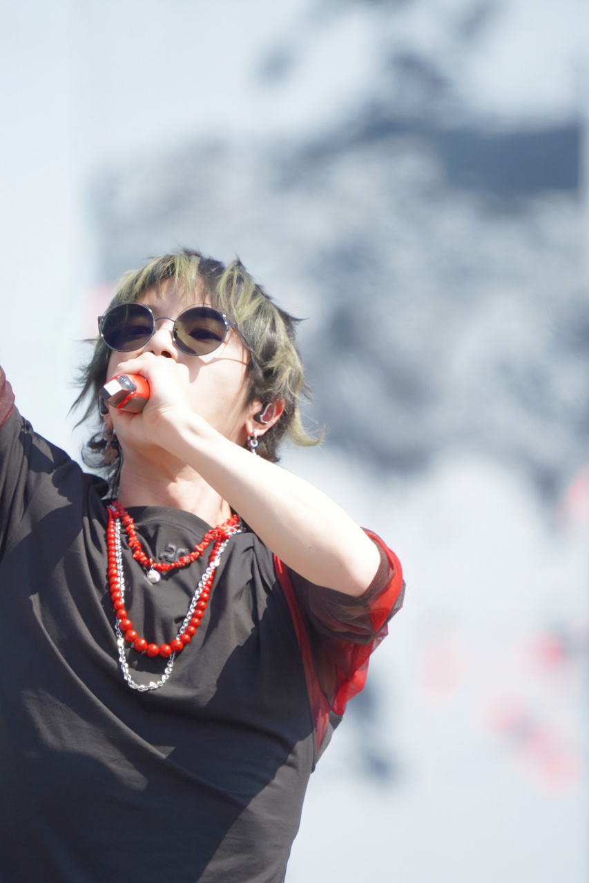 2023华晨宇火星演唱会# 火星的世界一片晴朗,火星人的内心鸟语花沣.