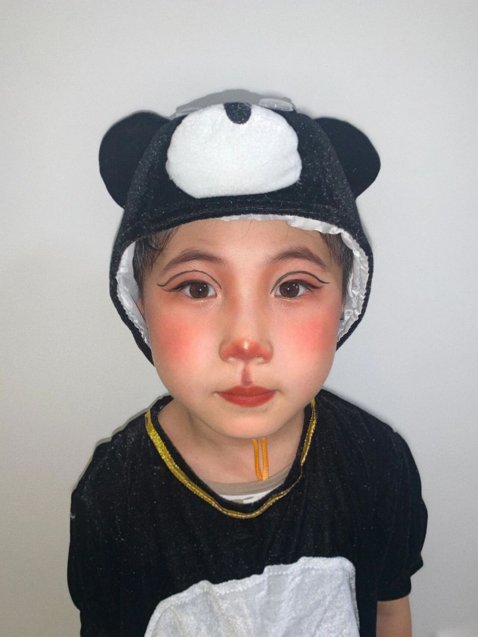 眼影图51566的颜色盘 鼻头78还是92棕色77深棕(画出三角形