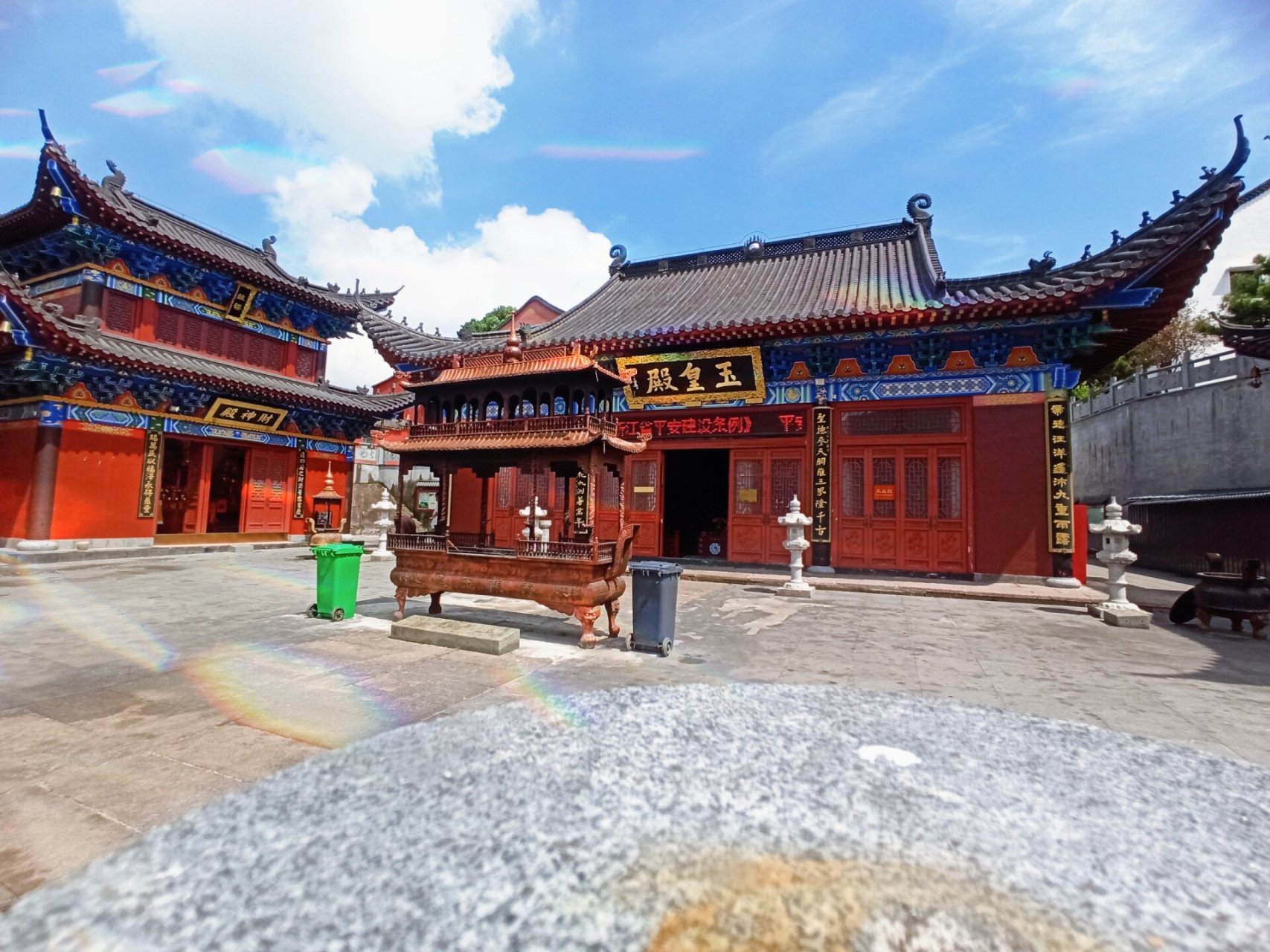 1985年后,老道长郑鼎春等纷纷回山,在陈