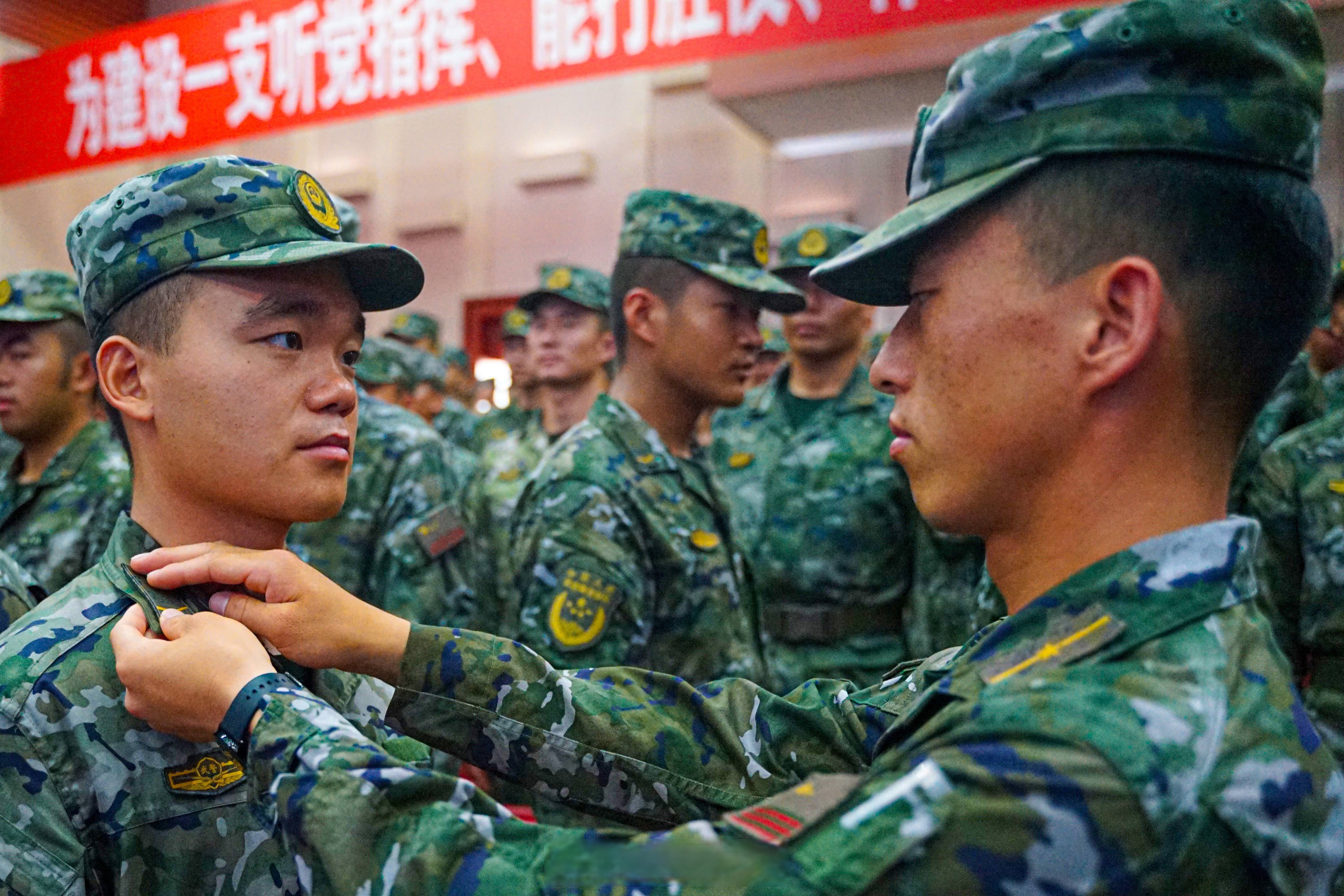 湖北武警部队机动支队图片