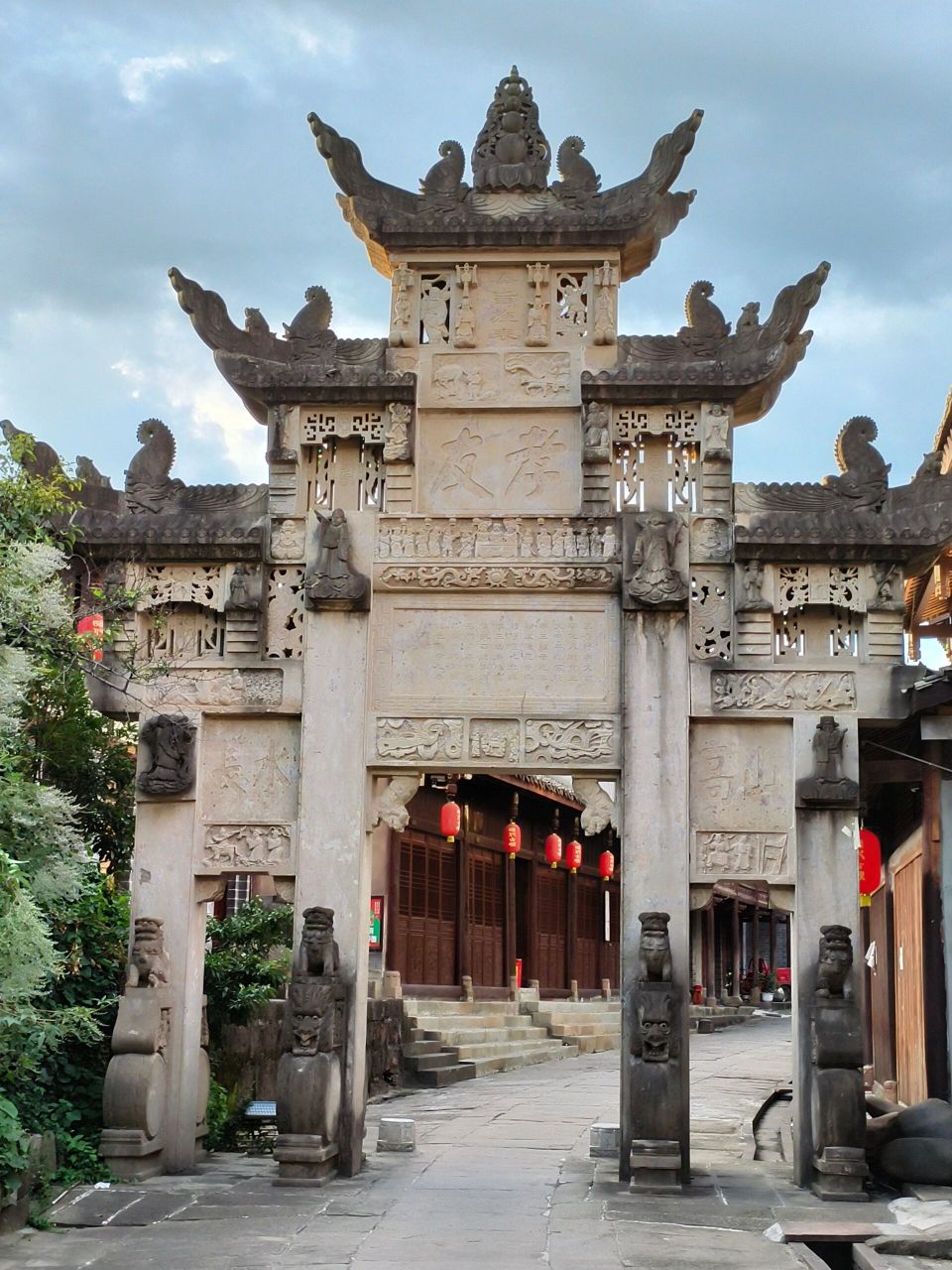 昭化古城,古称葭萌,位于四川省广元市昭化区昭化镇,白龙江,嘉陵江和