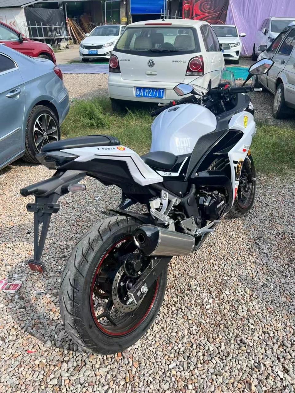 大力神dls200-d  排量:200cc