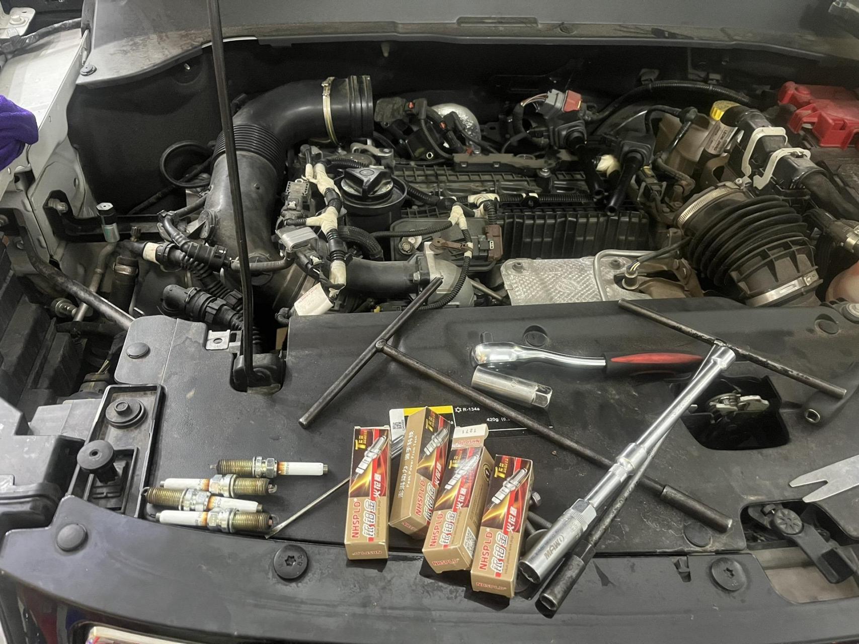 jeep指南者保养灯归零obd接口已经无法做到,需要12 8的线来连接网关